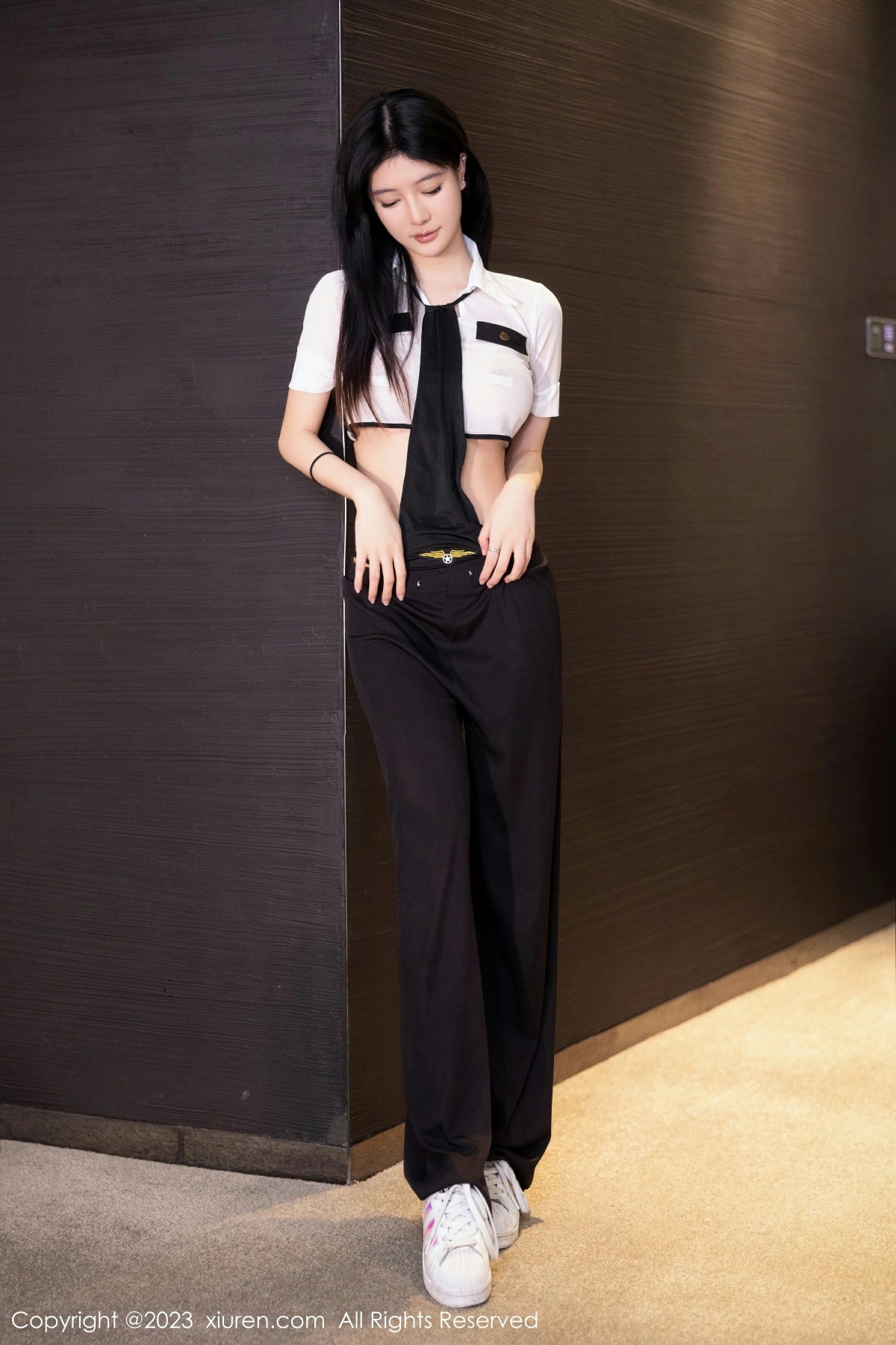 [XiuRen秀人网] 2023.07.28 No.7159 幼幼 制服诱惑系列 性感写真 [83+1P] 封面