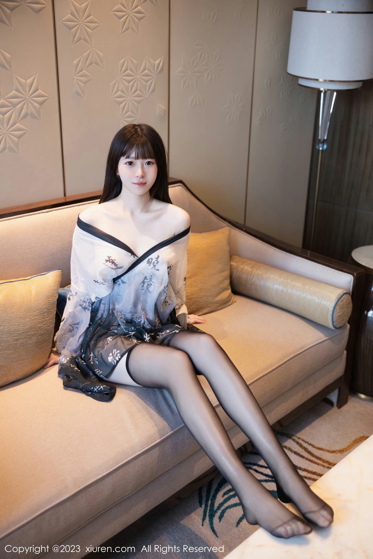 [XiuRen秀人网] 2023.09.28 No.7459 林悠悠 白渐黑古装 魅惑黑丝 性感写真 [84+1P] 封面