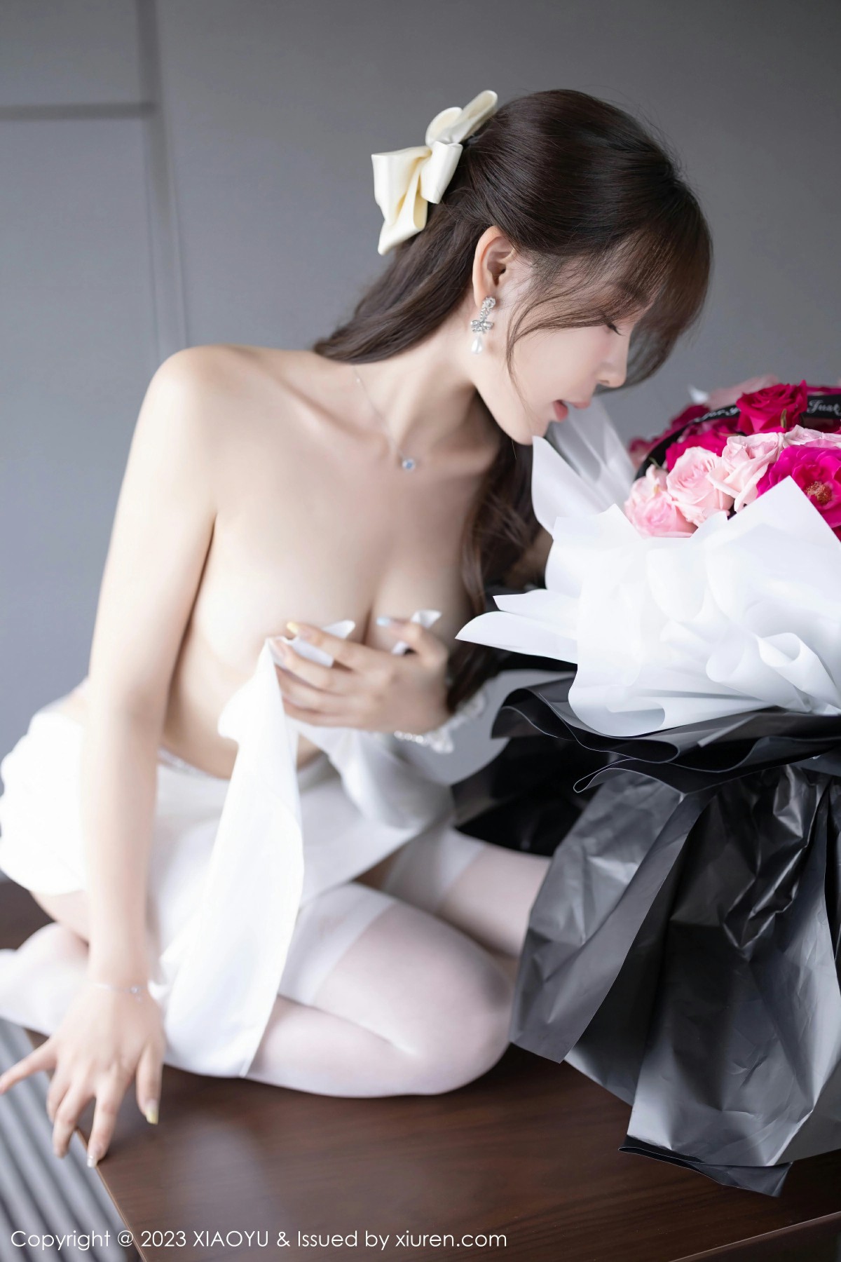 [XIAOYU语画界] 2023.10.23 VOL.1131 徐莉芝Booty 白色连衣短裙 诱人白色丝袜 性感写真 [88+1P] 第 44 张