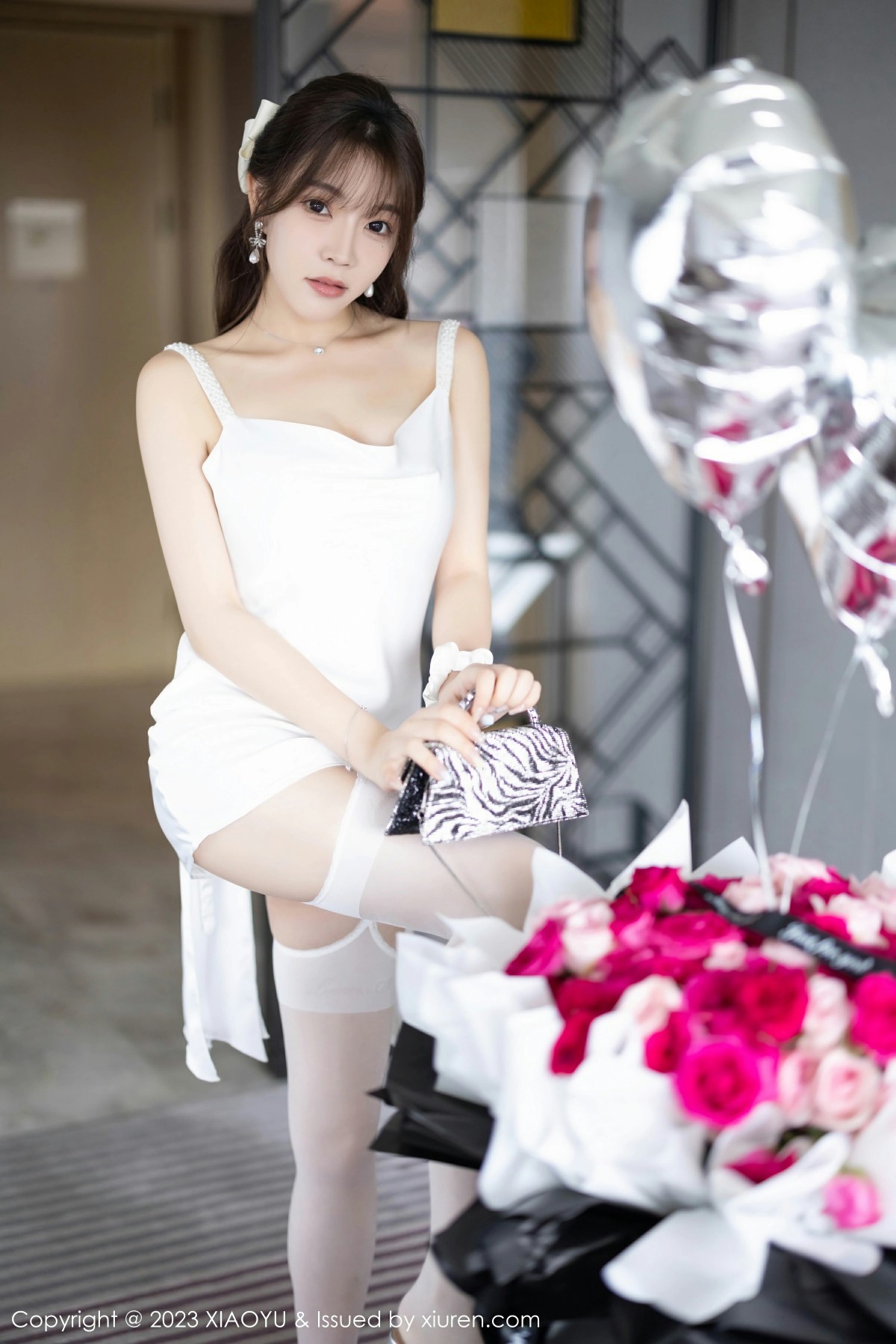 [XIAOYU语画界] 2023.10.23 VOL.1131 徐莉芝Booty 白色连衣短裙 诱人白色丝袜 性感写真 [88+1P] 第 82 张