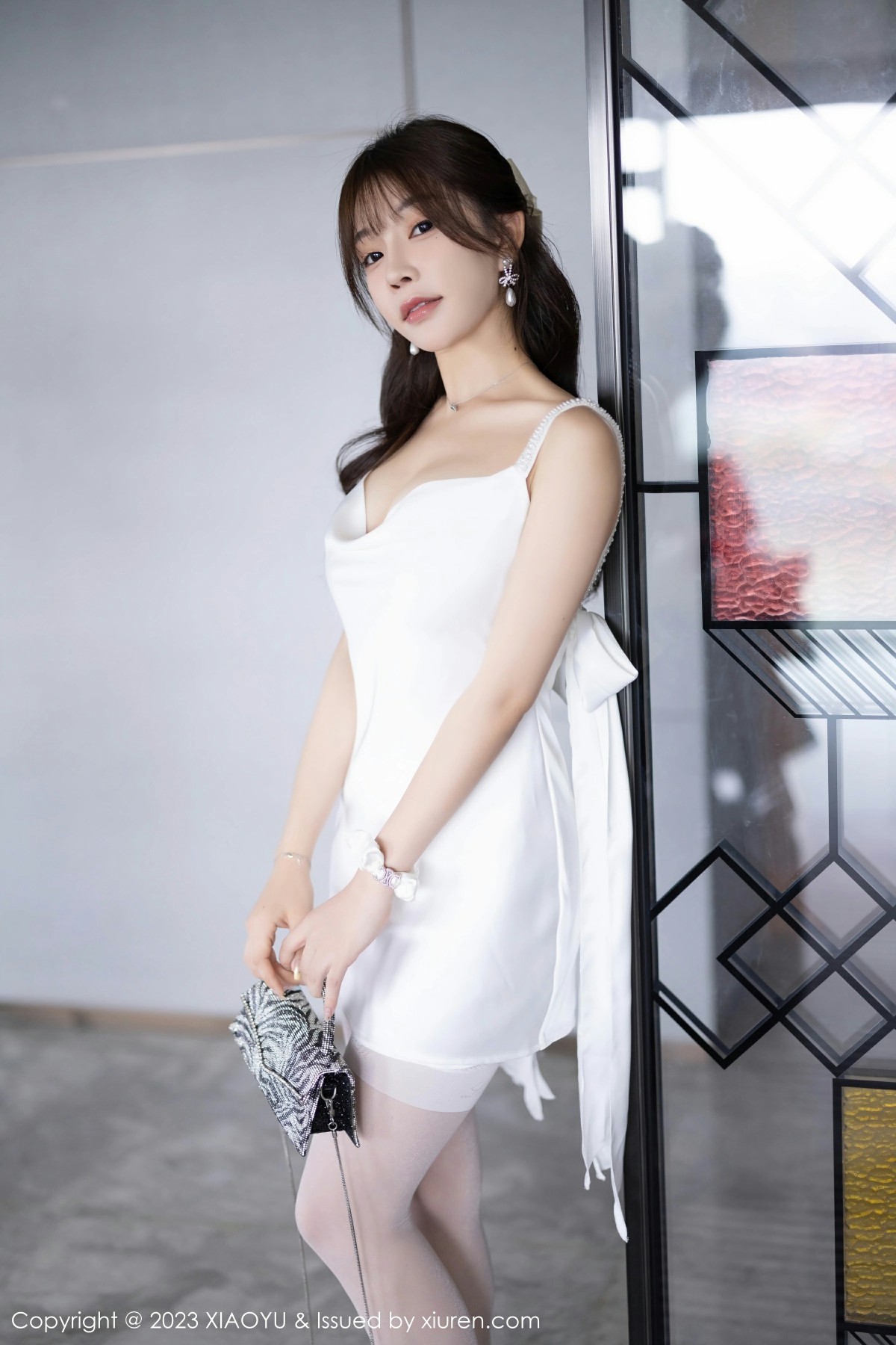 [XIAOYU语画界] 2023.10.23 VOL.1131 徐莉芝Booty 白色连衣短裙 诱人白色丝袜 性感写真 [88+1P] 第 85 张