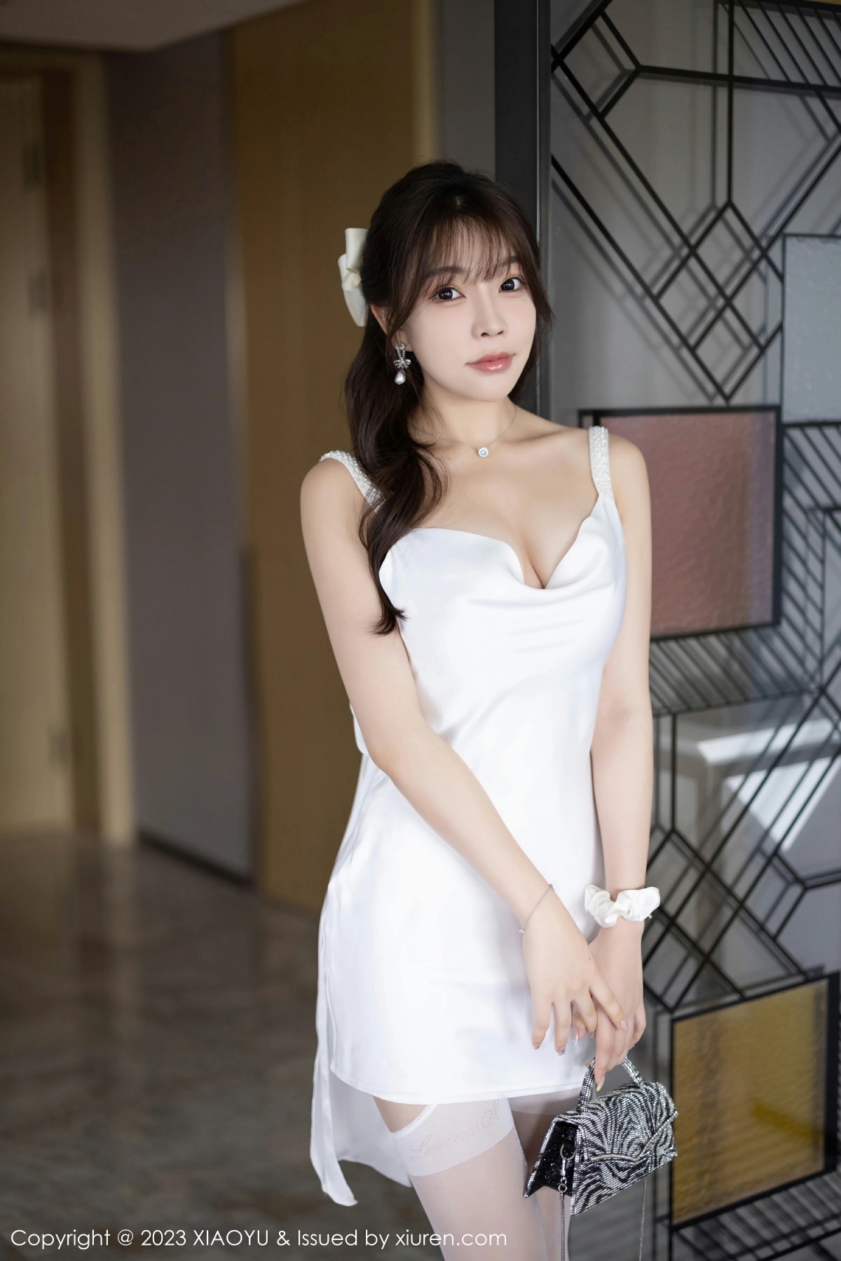 [XIAOYU语画界] 2023.10.23 VOL.1131 徐莉芝Booty 白色连衣短裙 诱人白色丝袜 性感写真 [88+1P] 第 89 张