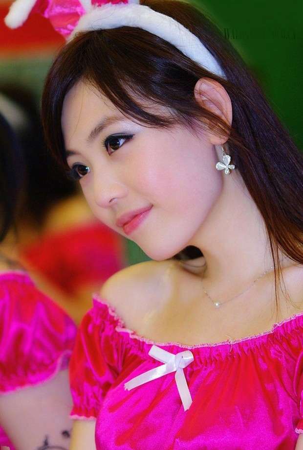 2011上海极品美女集ShowGril 封面