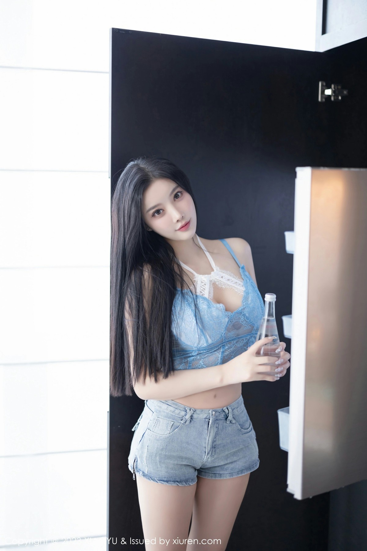 [XIAOYU语画界] 2023.12.15 VOL.1165 杨晨晨Yome 性感超短牛仔裤 白色内衣 海南旅拍写真 [86+1P] 第 1 张