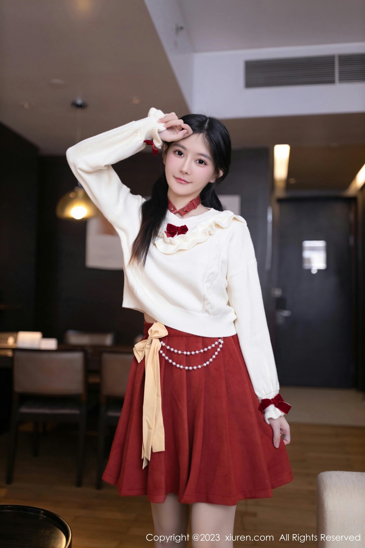 [XiuRen秀人网] 2023.12.29 No.7890 幼幼 红色情趣饰品穿搭 性感写真 [80+1P] 封面