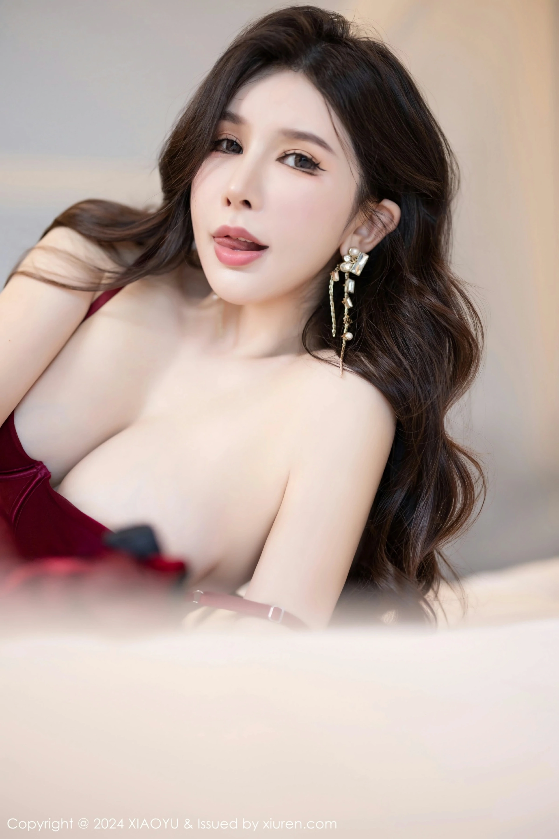 [XIAOYU语画界] 2024.02.28 VOL.1210 李丽莎 红色情趣服饰 诱人红色丝袜 性感写真 [81+1P] 第 28 张