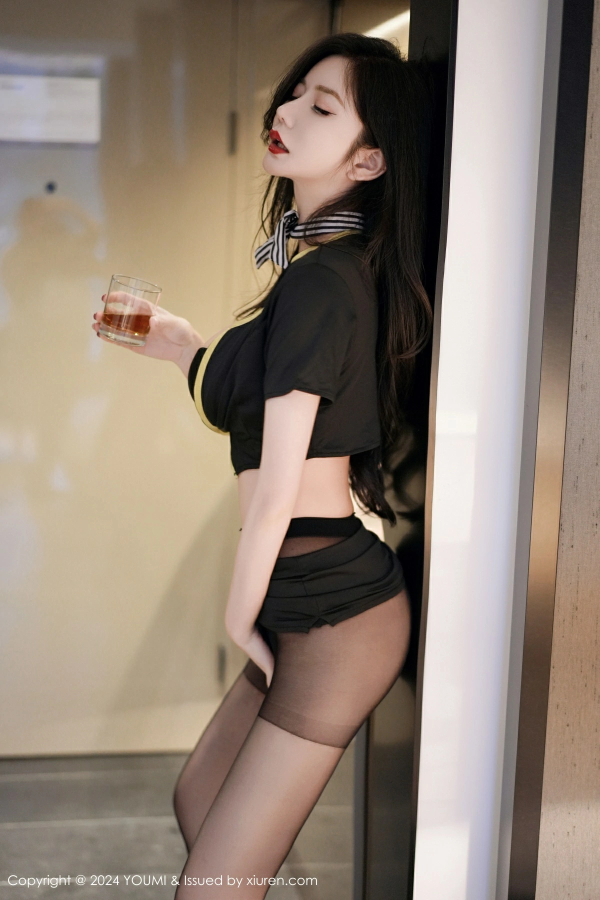 [YOUMI尤蜜荟] 2024.04.02 VOL.1046 心妍小公主 黑色衬衫 魅惑黑丝 性感写真 [78+1P] 第 63 张