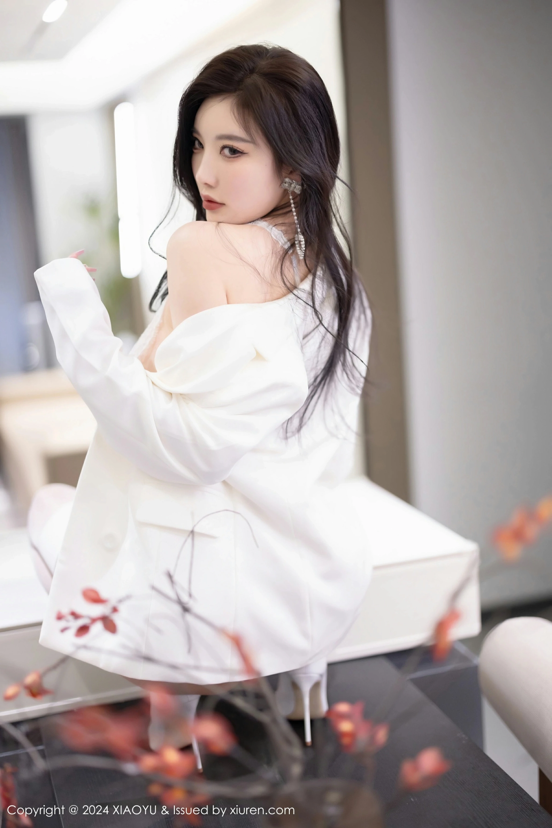 [XIAOYU语画界] 2024.04.26 VOL.1238 杨晨晨Yome 性感白色情趣内衣 哈尔滨旅拍写真 [81+1P] 第 23 张