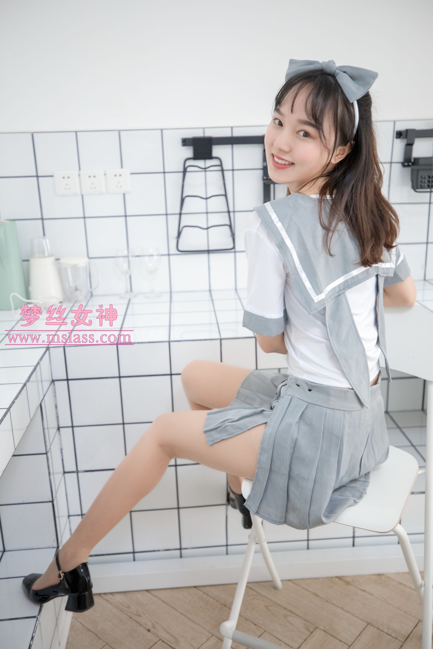 [MSLASS梦丝女神] 玥玥 白色丝袜空间 封面