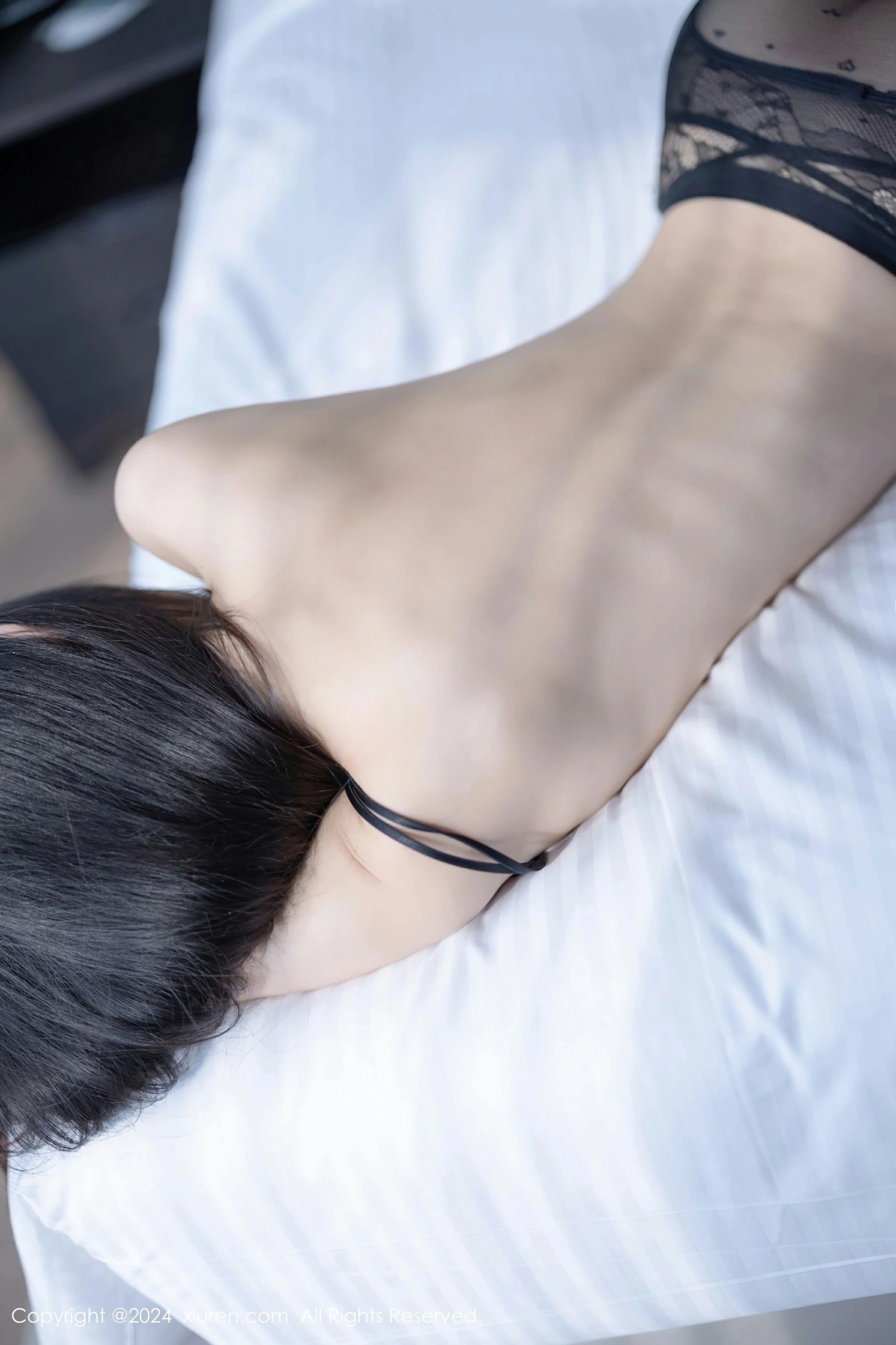 [XiuRen秀人网] 2024.06.19 No.8727 林星阑 深色制服 魅惑黑丝 性感写真 [91+1P] 封面