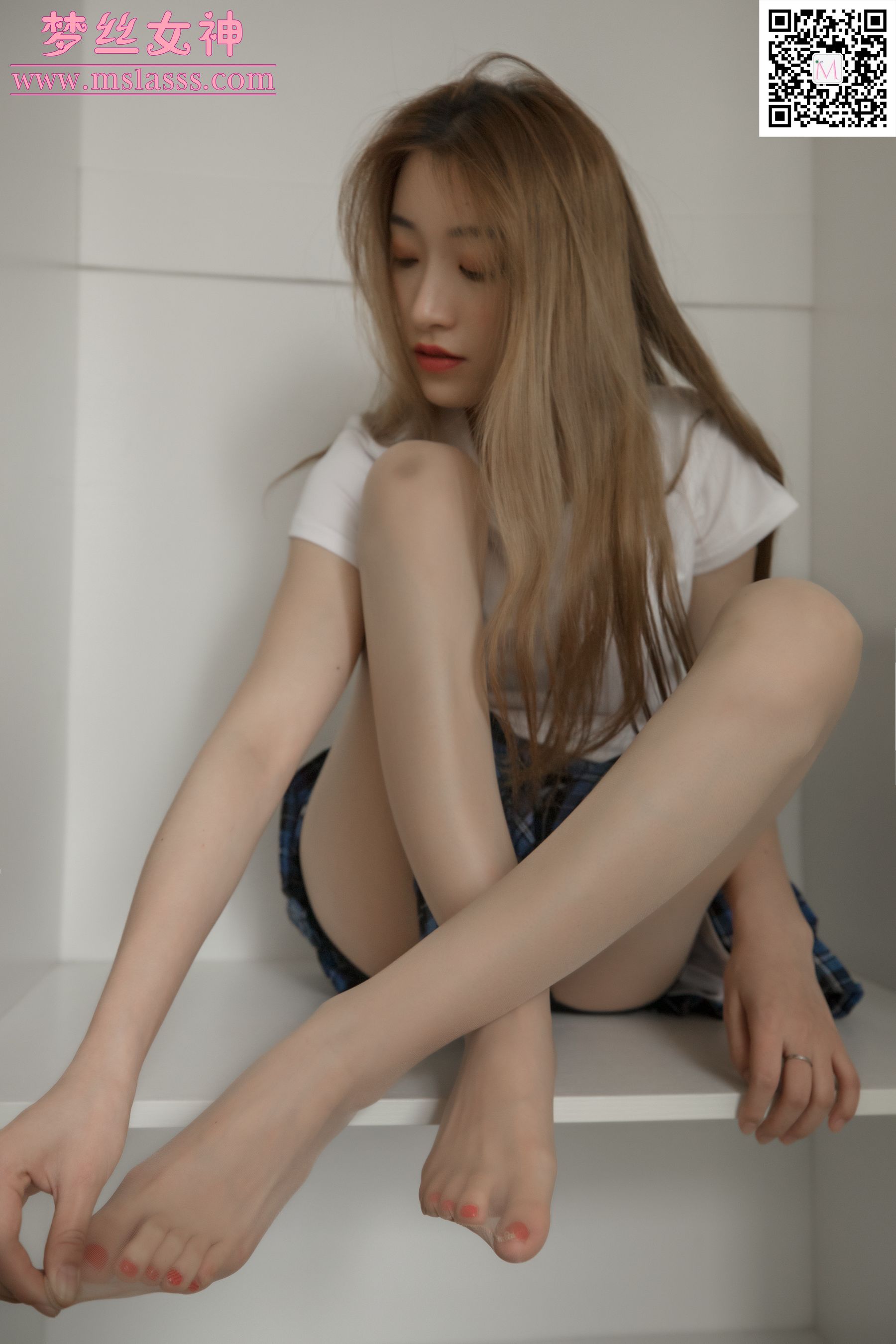 [MSLASS梦丝女神] 晓晓 薄薄的袜子 封面