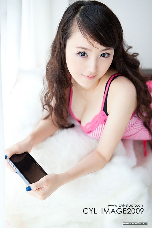 南京大学人文系女生�� 封面