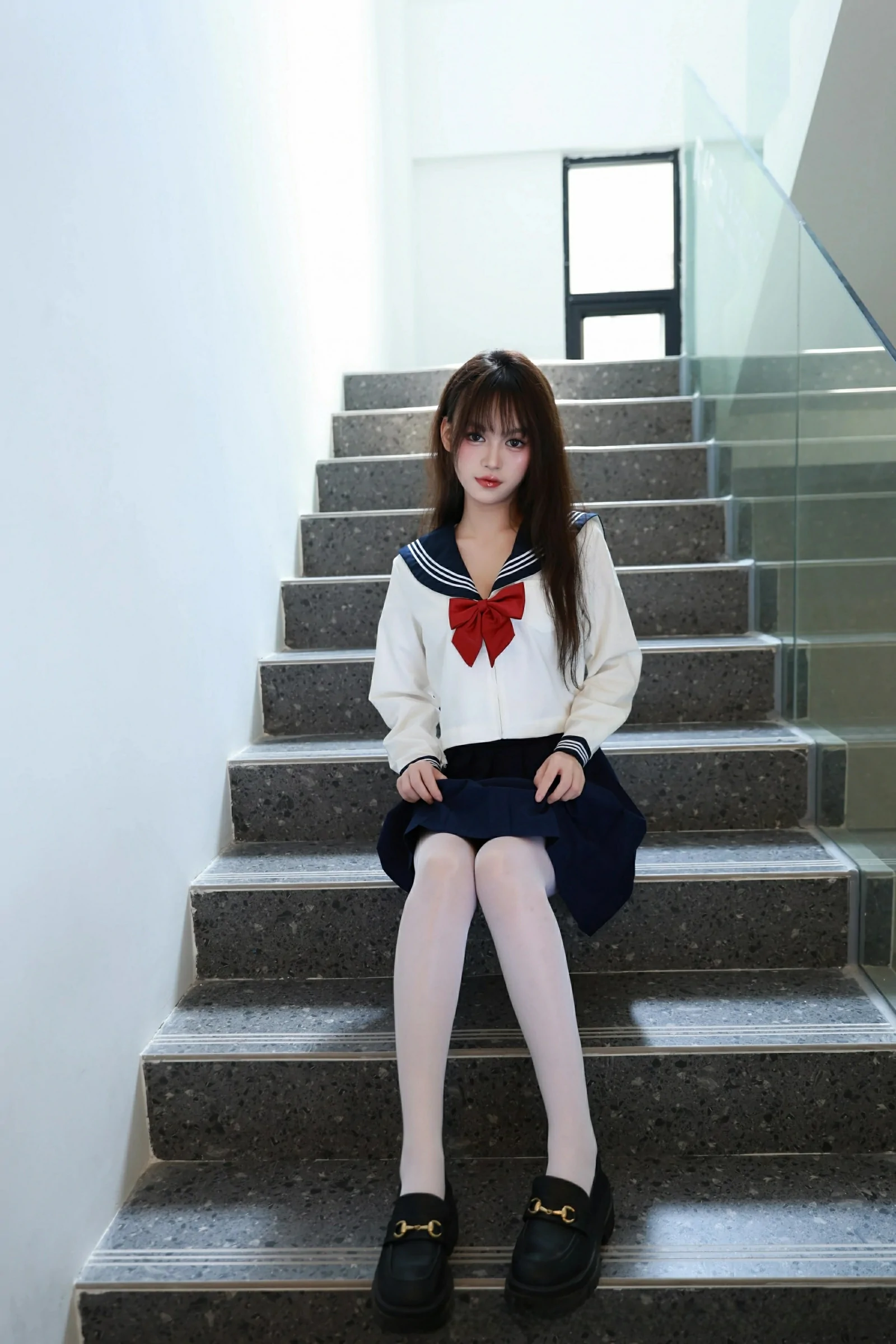 [XiuRen秀人网] 2025.06.25 No.10458 糯咪 新人首套写真 性感JK制服 [88+1P]