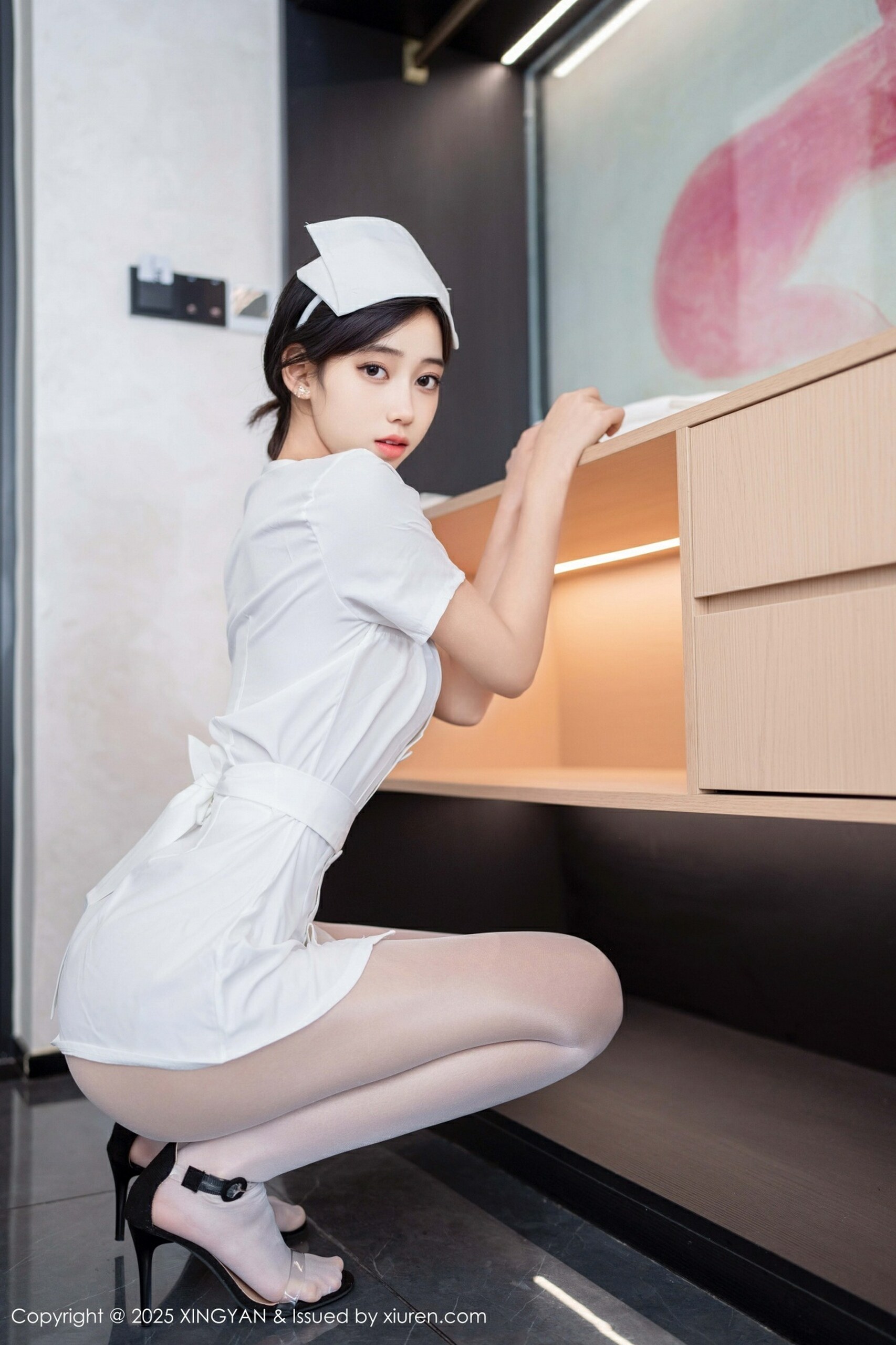 [XINGYAN星颜社] 2025.07.17 VOL.371 时安安 白色护士服 白色丝袜 性感写真 [75+1P] 第 64 张