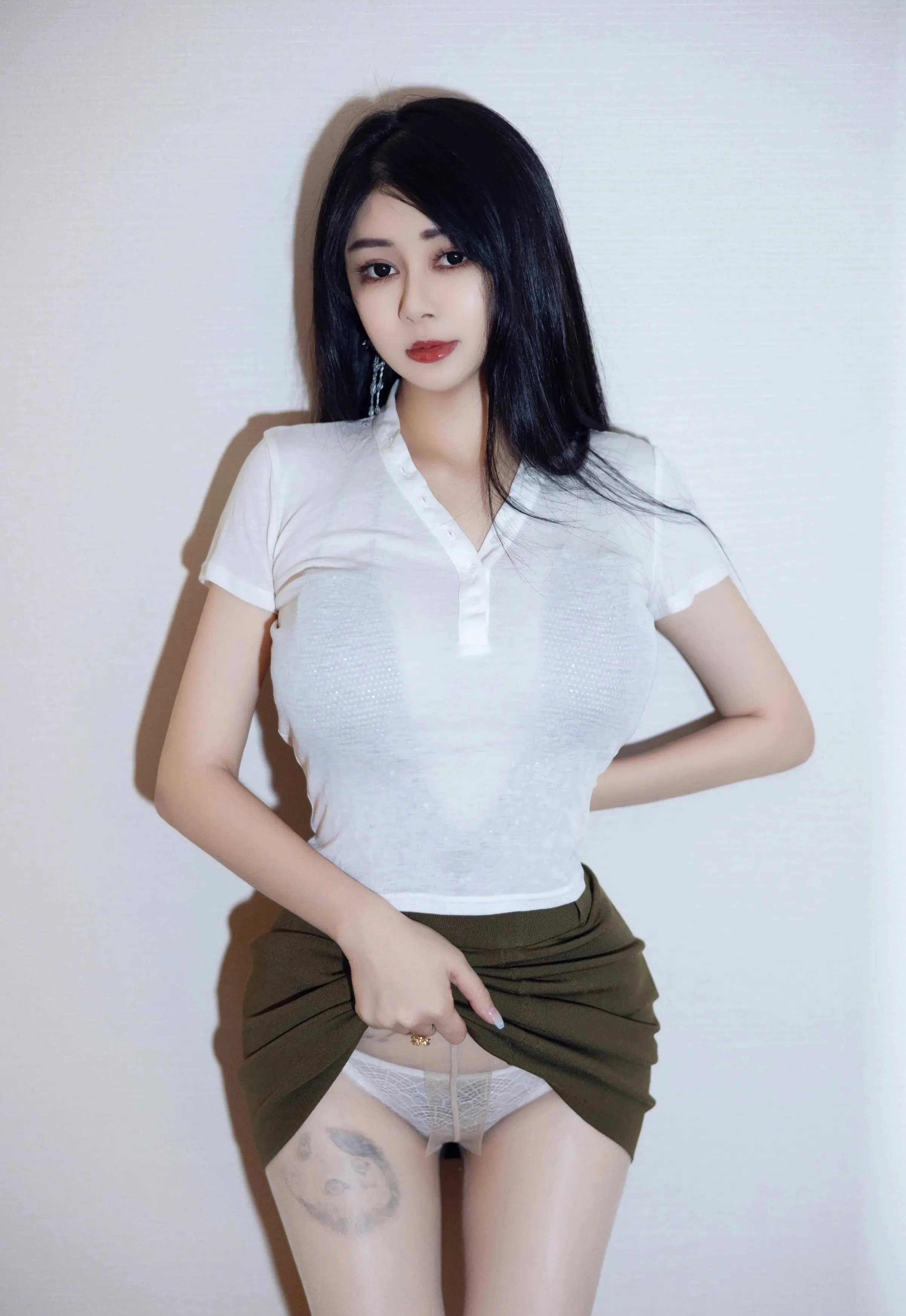 [HuaYang花漾写真] 2025.09.29 VOL.647 凯竹Quinn 白色T恤 性感写真 [54+1P] 第 49 张