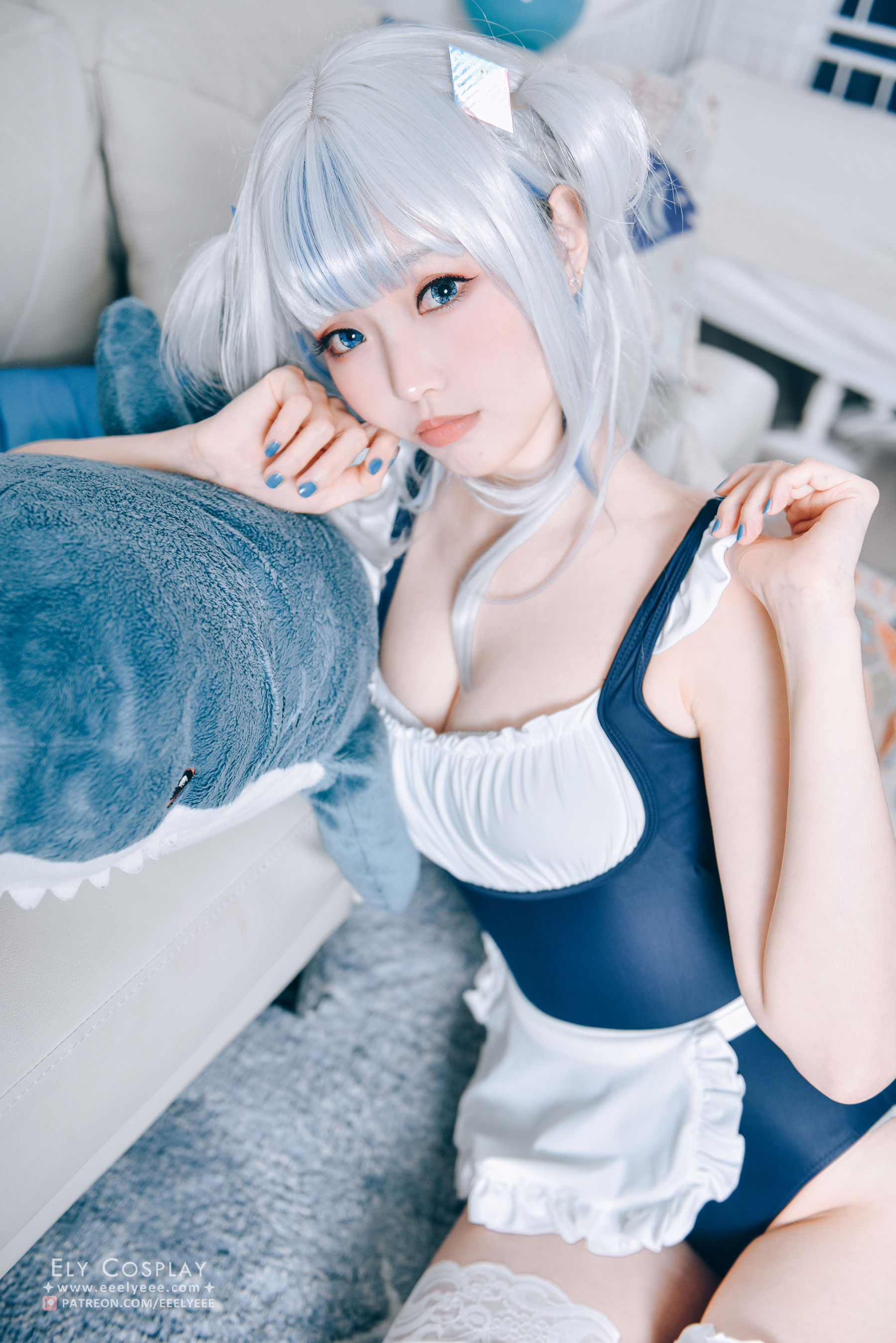 [COSPLAY] Ely_eee(ElyEE子) – Gura Swimsuit 封面