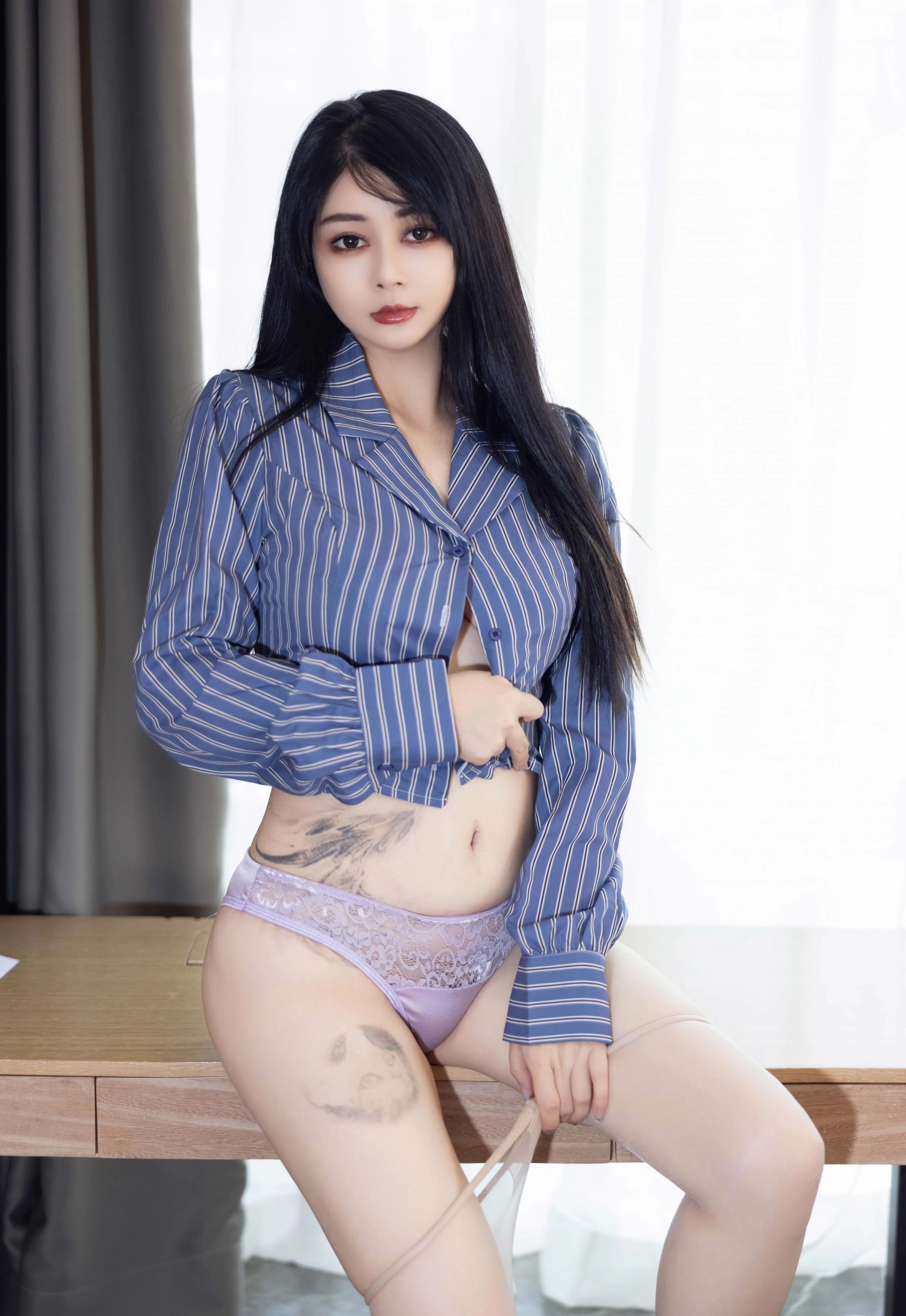 [HuaYang花漾写真] 2025.11.12 VOL.651 凯竹Quinn OL服饰 肉色丝袜 性感写真 [62+1P] 第 11 张