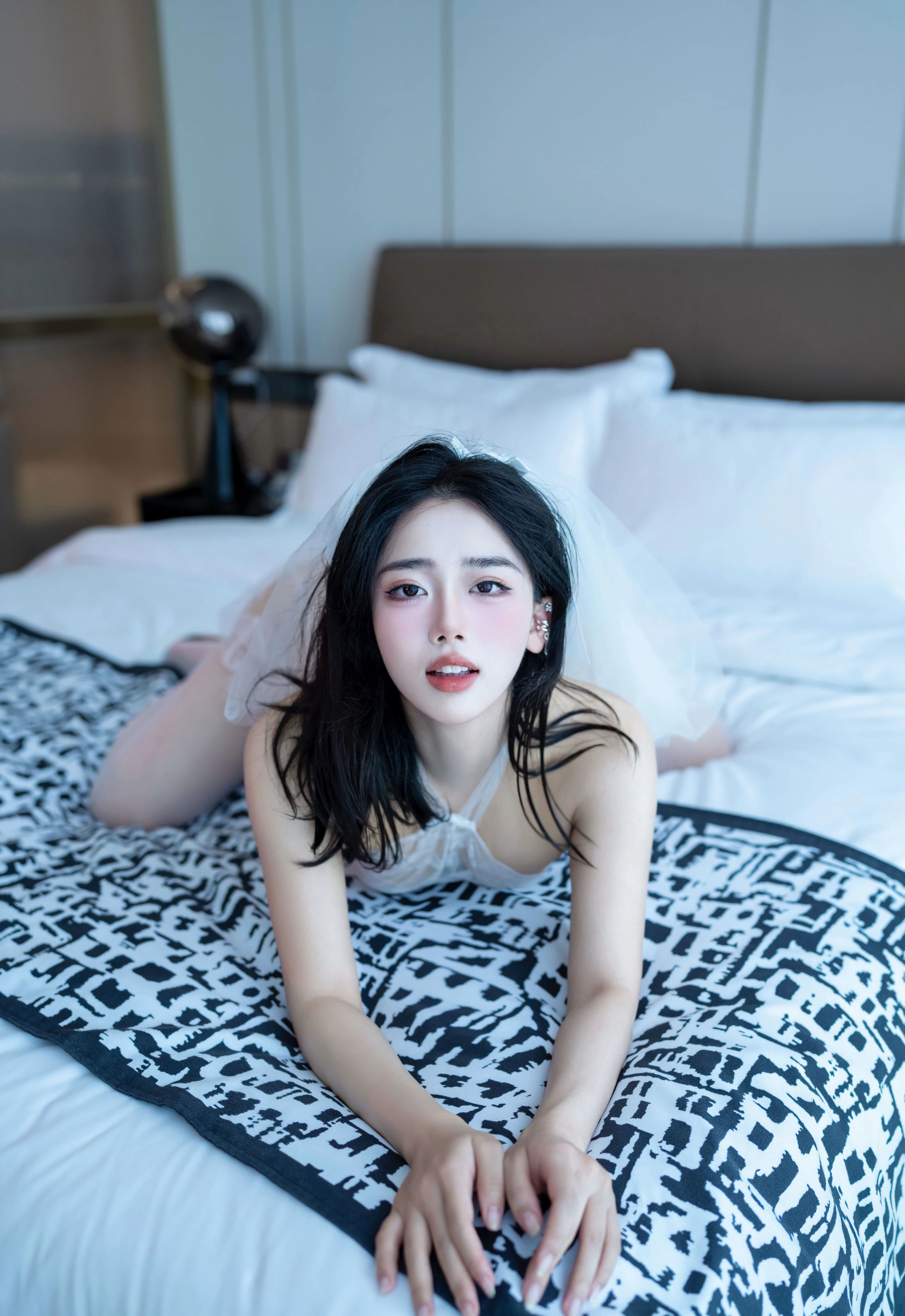 [XINGYAN星颜社] 2025.11.19 VOL.429 阮福福 感白色情趣服饰 性感写真 [78+1P] 第 46 张