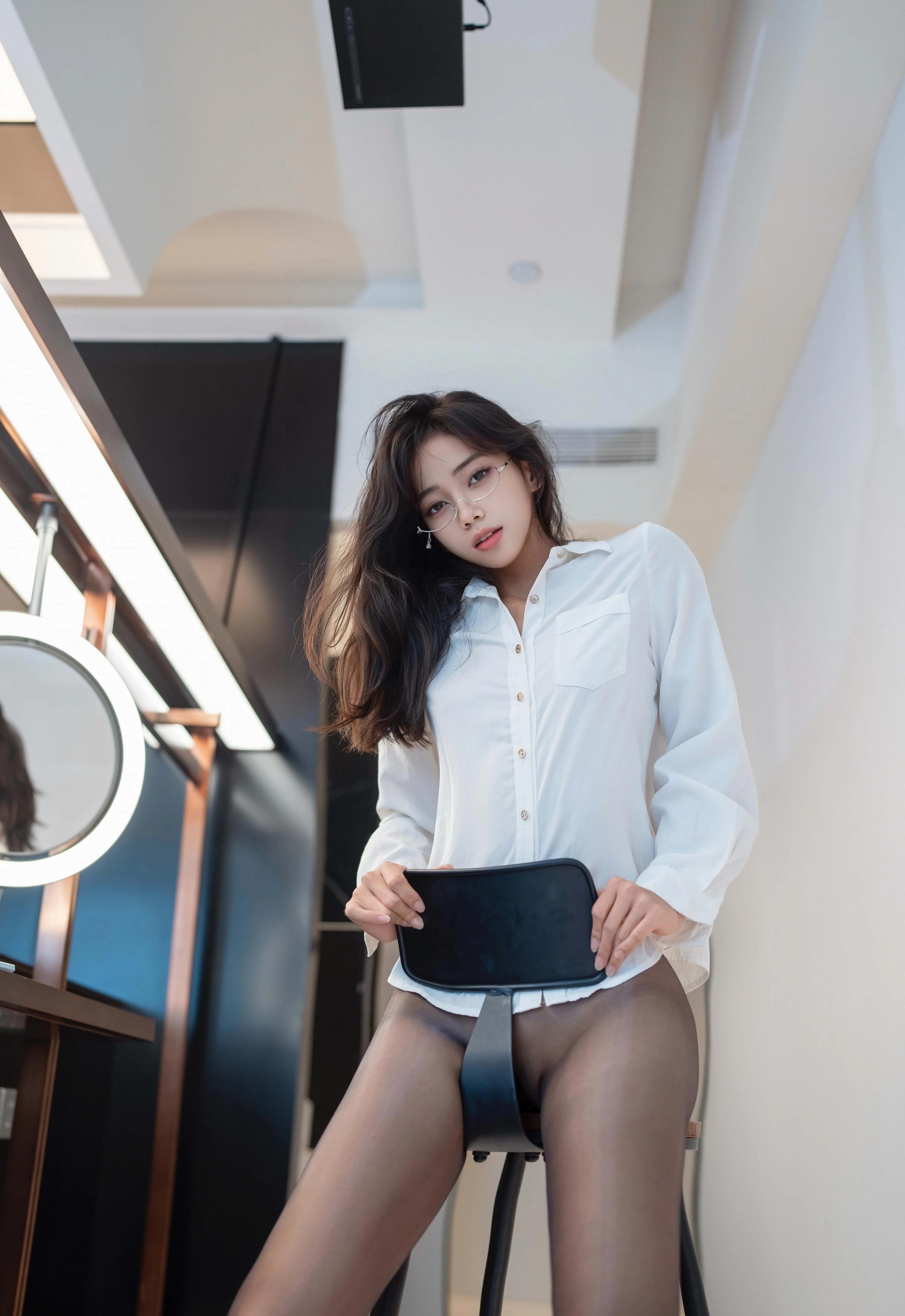 [XINGYAN星颜社] 2025.12.04 VOL.439 时安安 OL服饰 魅惑黑丝 性感写真 [80+1P] 第 56 张