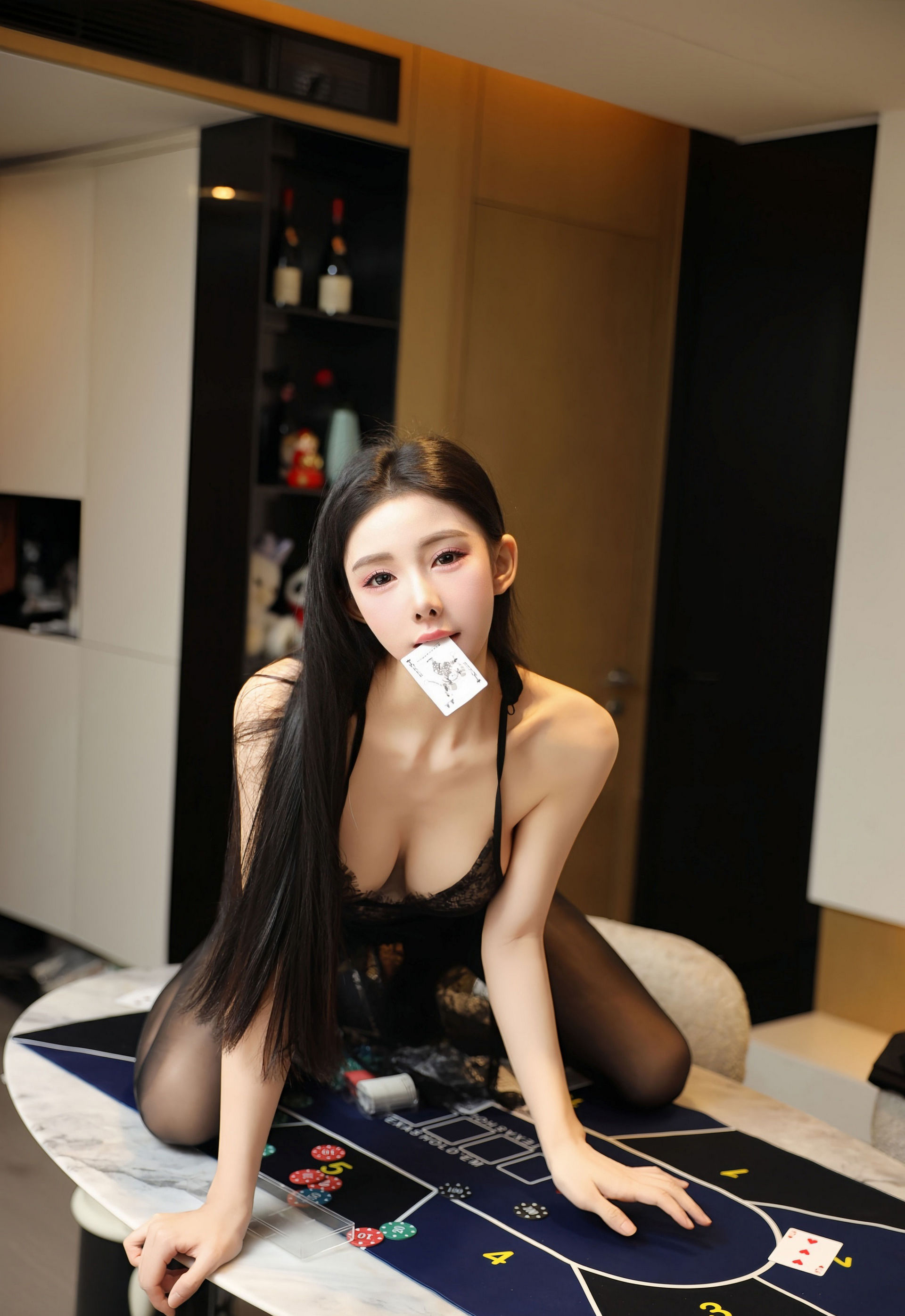 [XiuRen秀人网] 2025.12.26 No.11161 许微微呀 黑色西服 魅惑黑丝 性感写真 [73+1P] 第 45 张