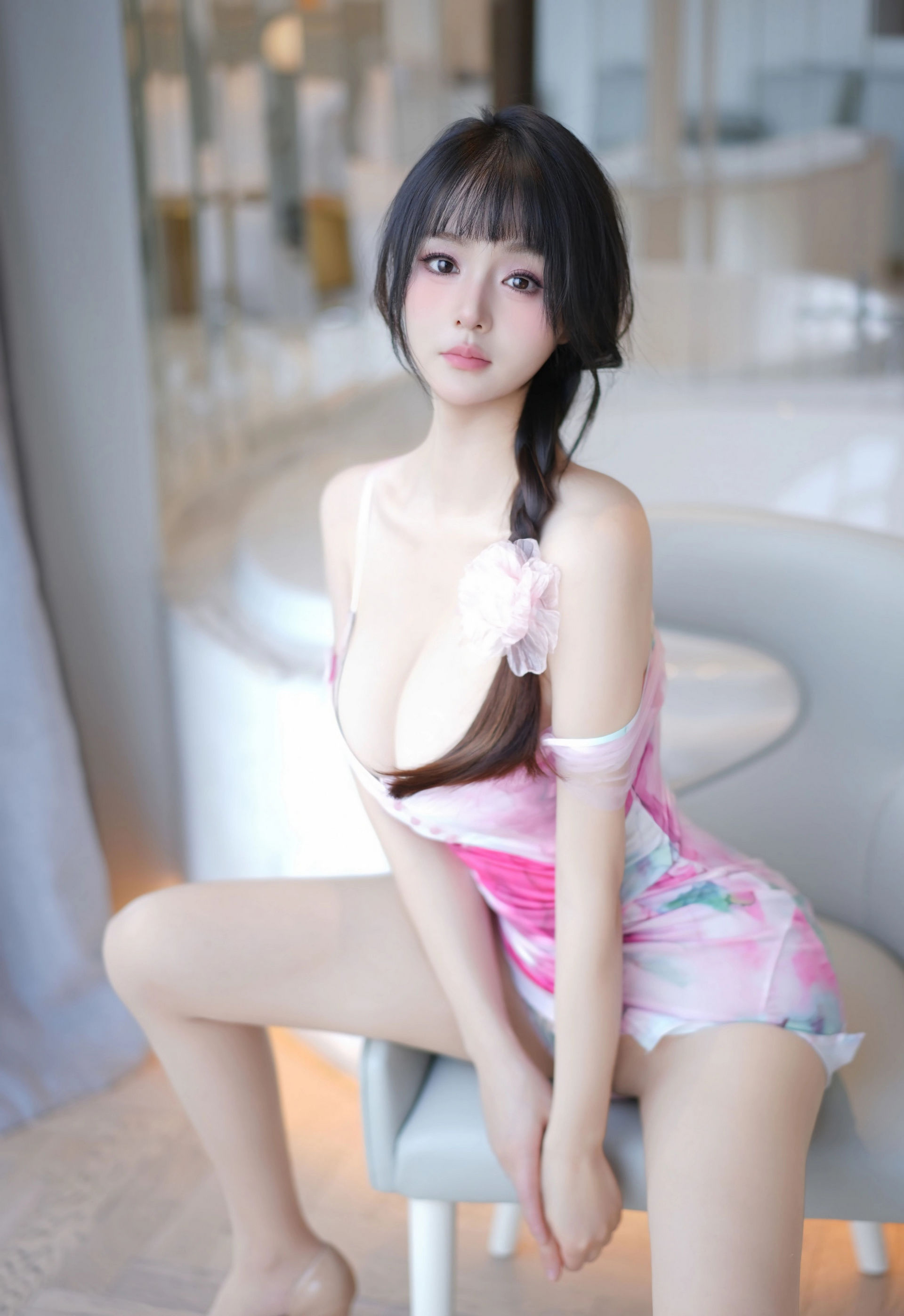 [XiuRen秀人网] 2025.12.30 No.11177 沈南汐RuRu 花色连衣短裙 肉色丝袜 性感写真 [80+1P] 第 60 张