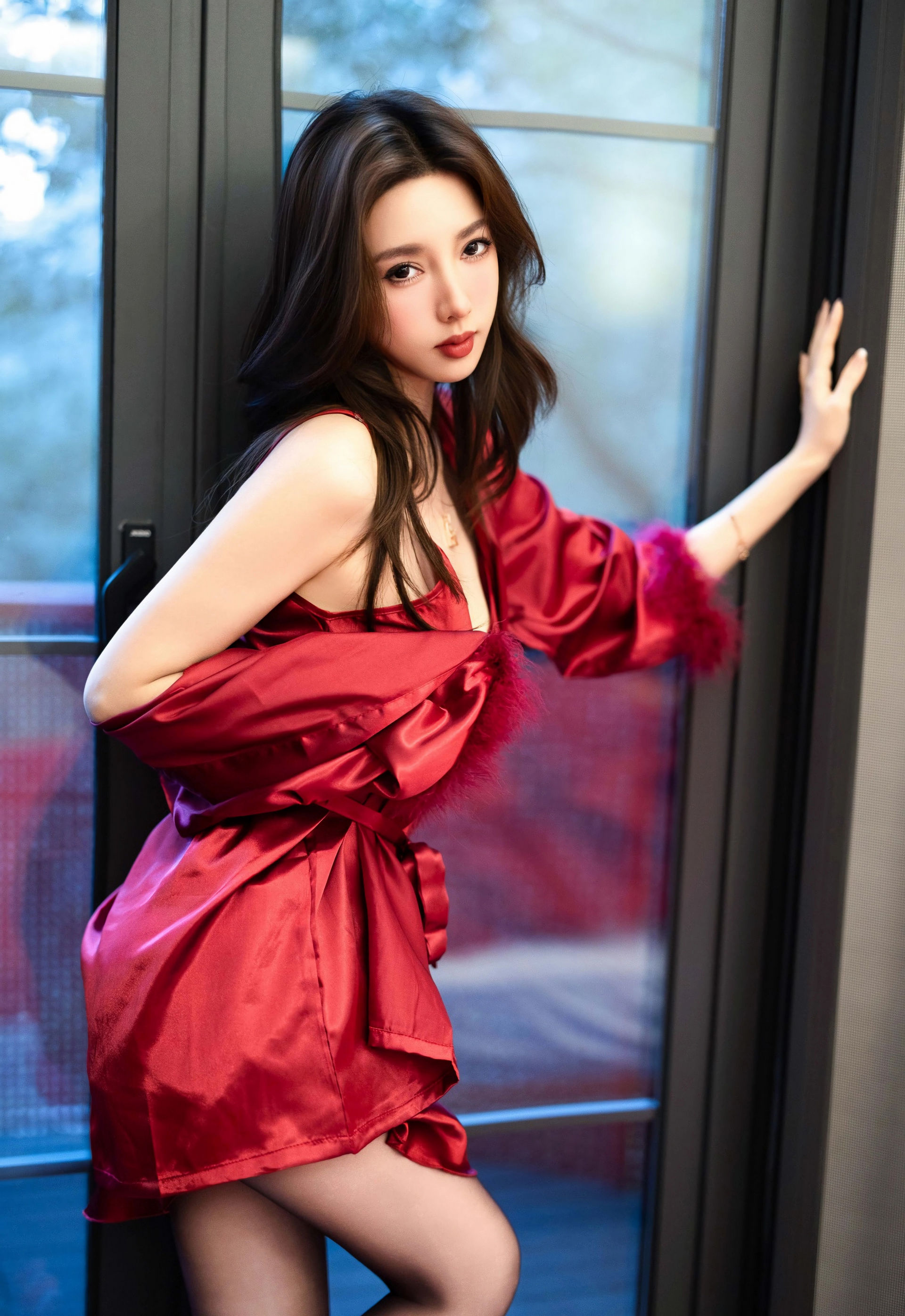 [YOUMI尤蜜荟] 2026.01.09 VOL.1198 Twins-桃桃 红色连衣短裙 魅惑黑丝 性感写真 [90+1P] 第 73 张
