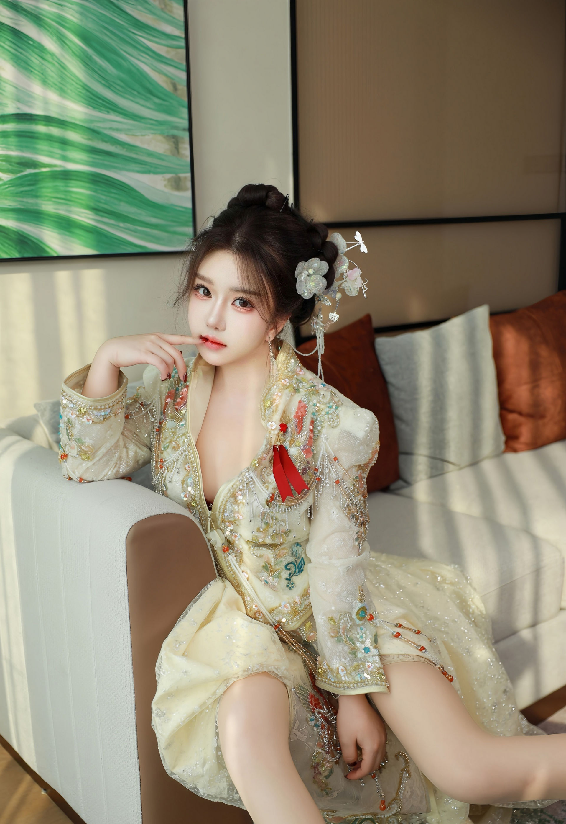 [XiuRen秀人网] 2026.01.12 No.11220 小薯条nienie 性感秀禾 肉色丝袜 大连旅拍写真 [56+1P] 第 37 张