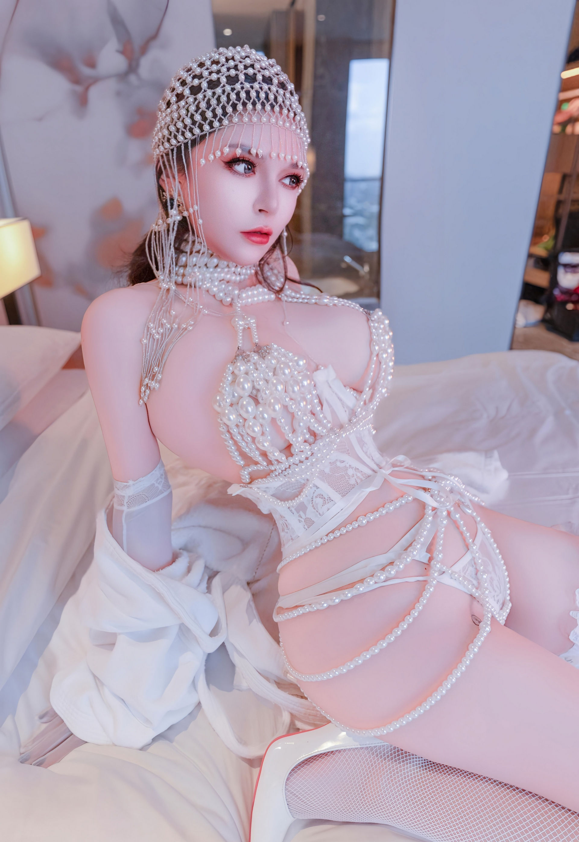 [XiuRen秀人网] 2026.01.13 No.11224 伊丽莎有点白 性感写真 [80+1P] 第 78 张