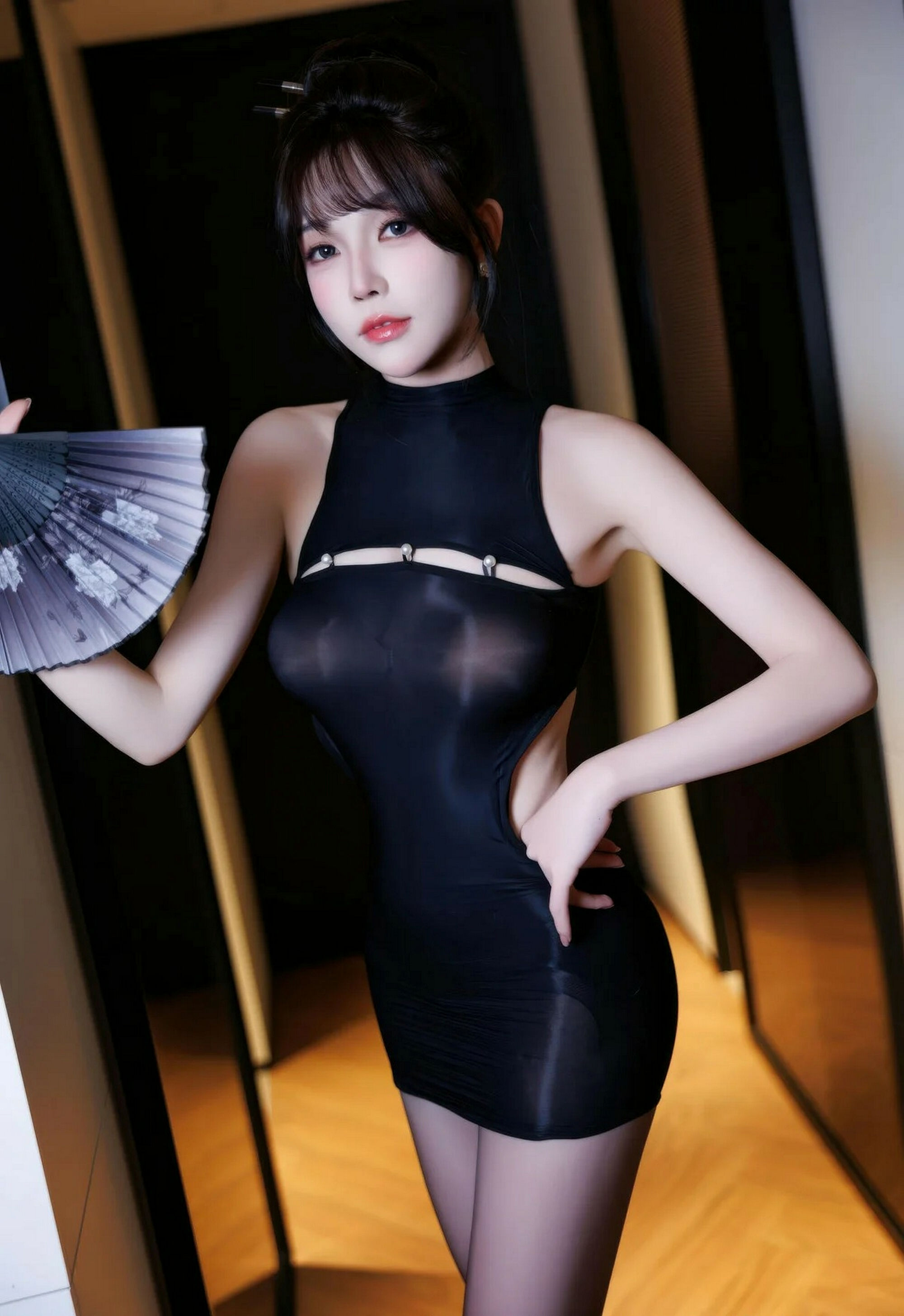 [XiuRen秀人网] 2026.01.27 No.11281 莉芝荔枝 黑色西服 魅惑黑丝 性感写真 [100+1P] 第 149 张