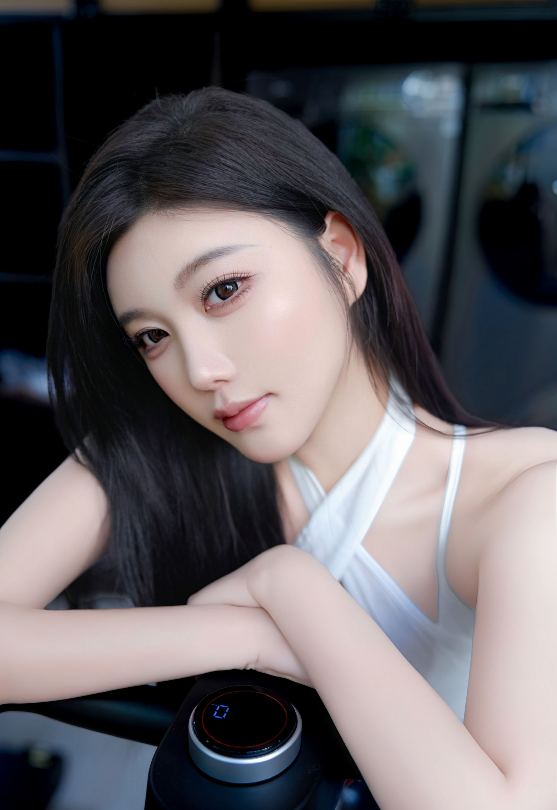 [XiuRen秀人网] 2026.01.28 No.11287 杨晨晨 白色情趣服饰 灰色丝袜 性感写真 [73+1P] 第 59 张