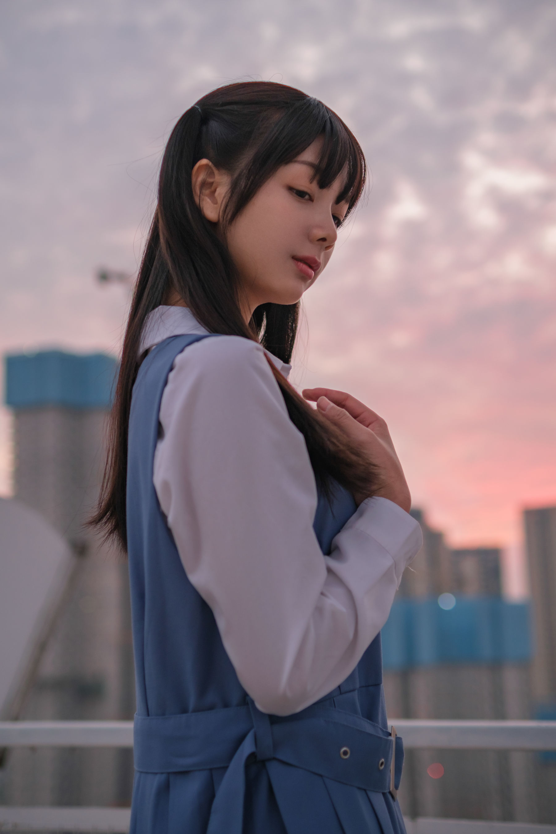 [稚乖画册] 晴空 赤西夜夜 天台真空80D白 [79P] 封面