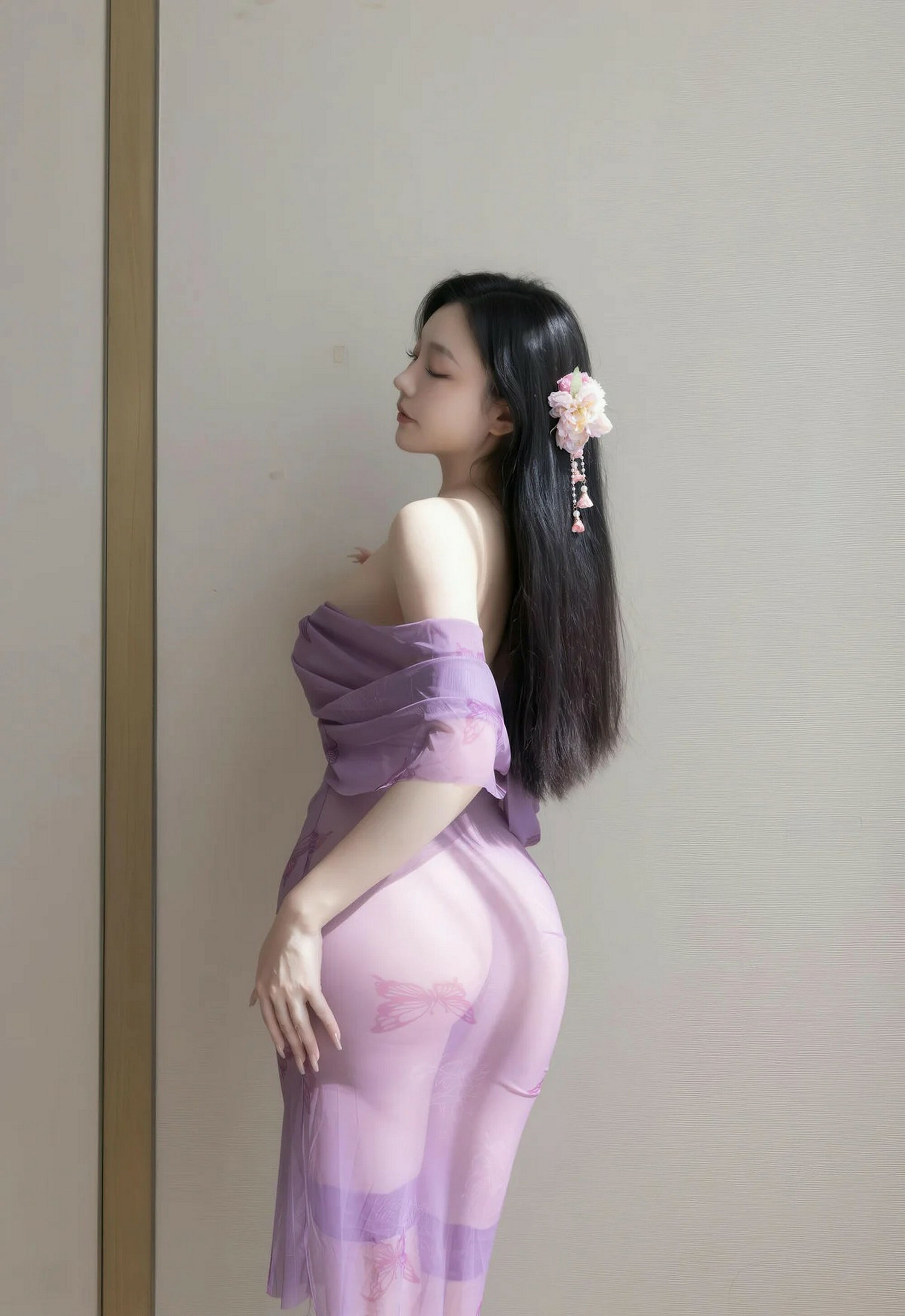 [XiuRen秀人网] 2026.02.03 No.11312 安然anran 紫色连衣裙 诱人肉色丝袜 性感写真 [78+1P] 第 72 张
