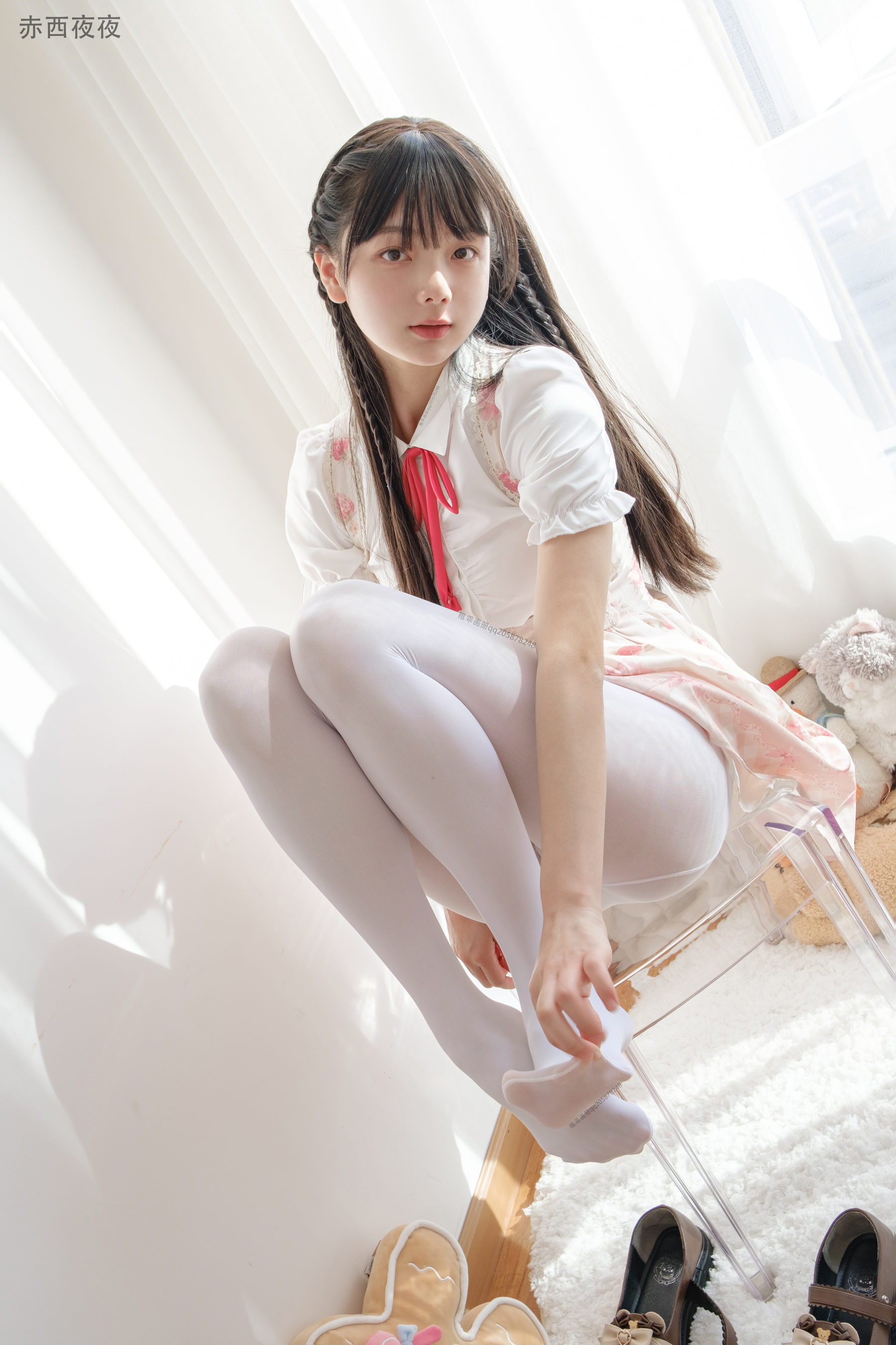 [稚乖画册] 夜夜 白丝JK [81P] 封面
