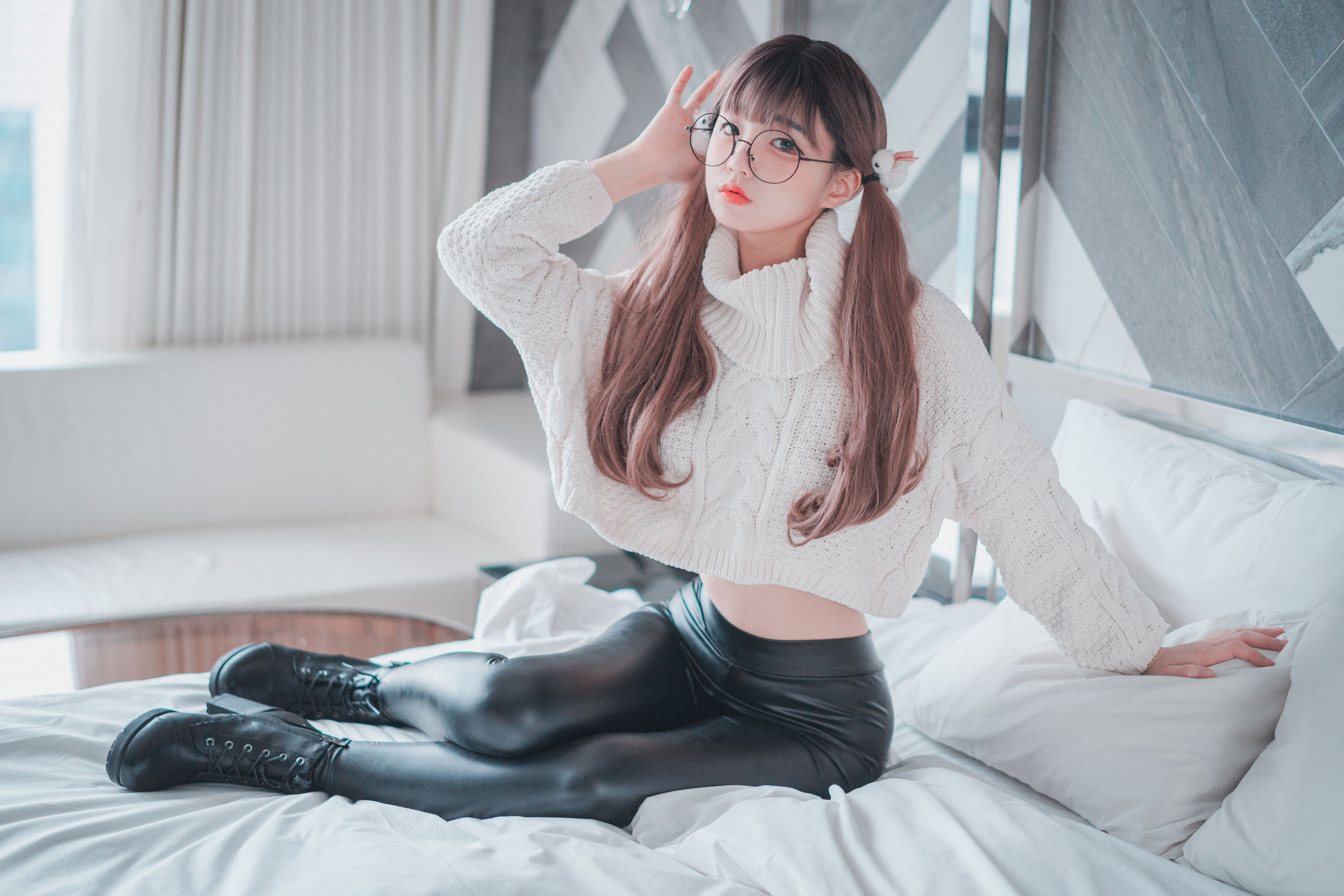 [DJAWA] Jenny – Loose and Tight White [41P] 封面