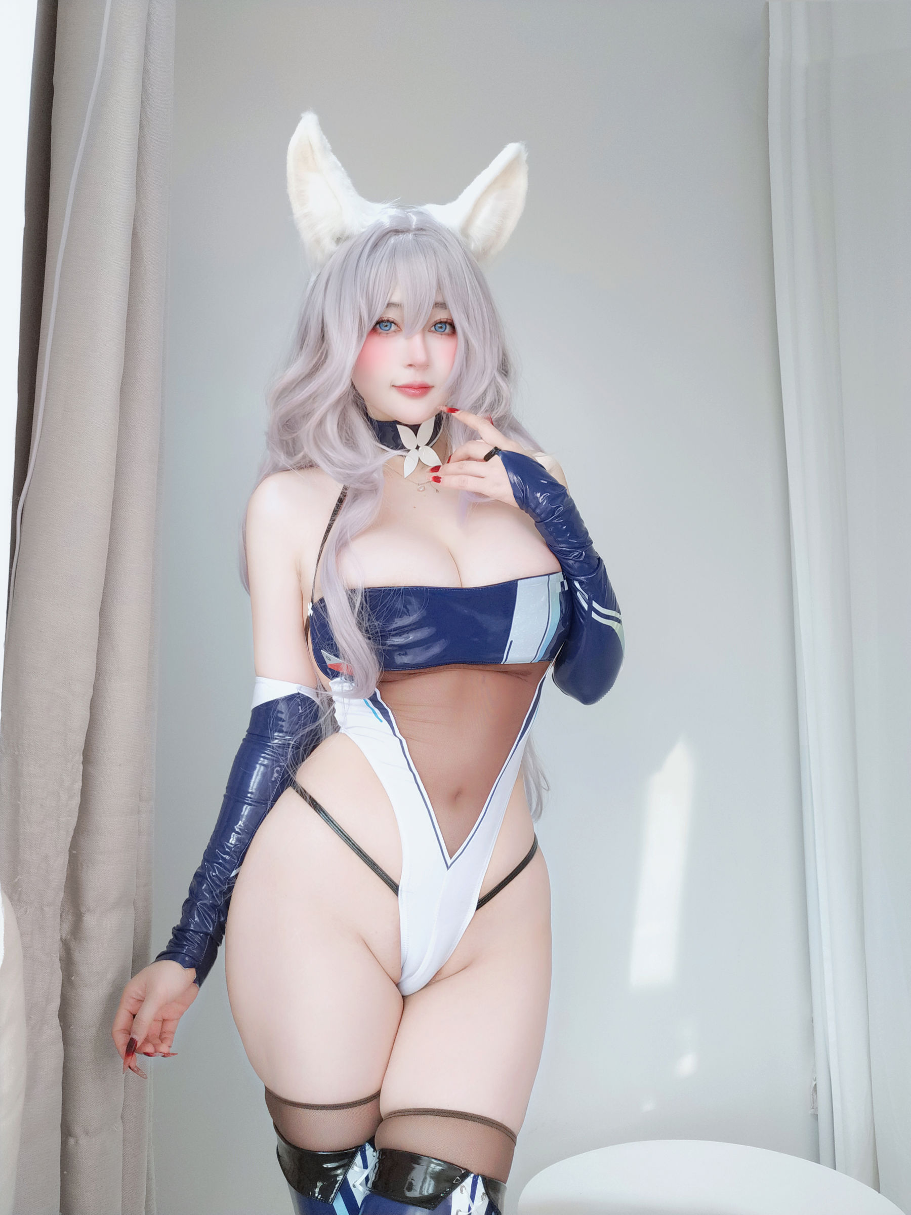 [COSPLAY] Coser小姐姐白银 – 鵗 第 1 张