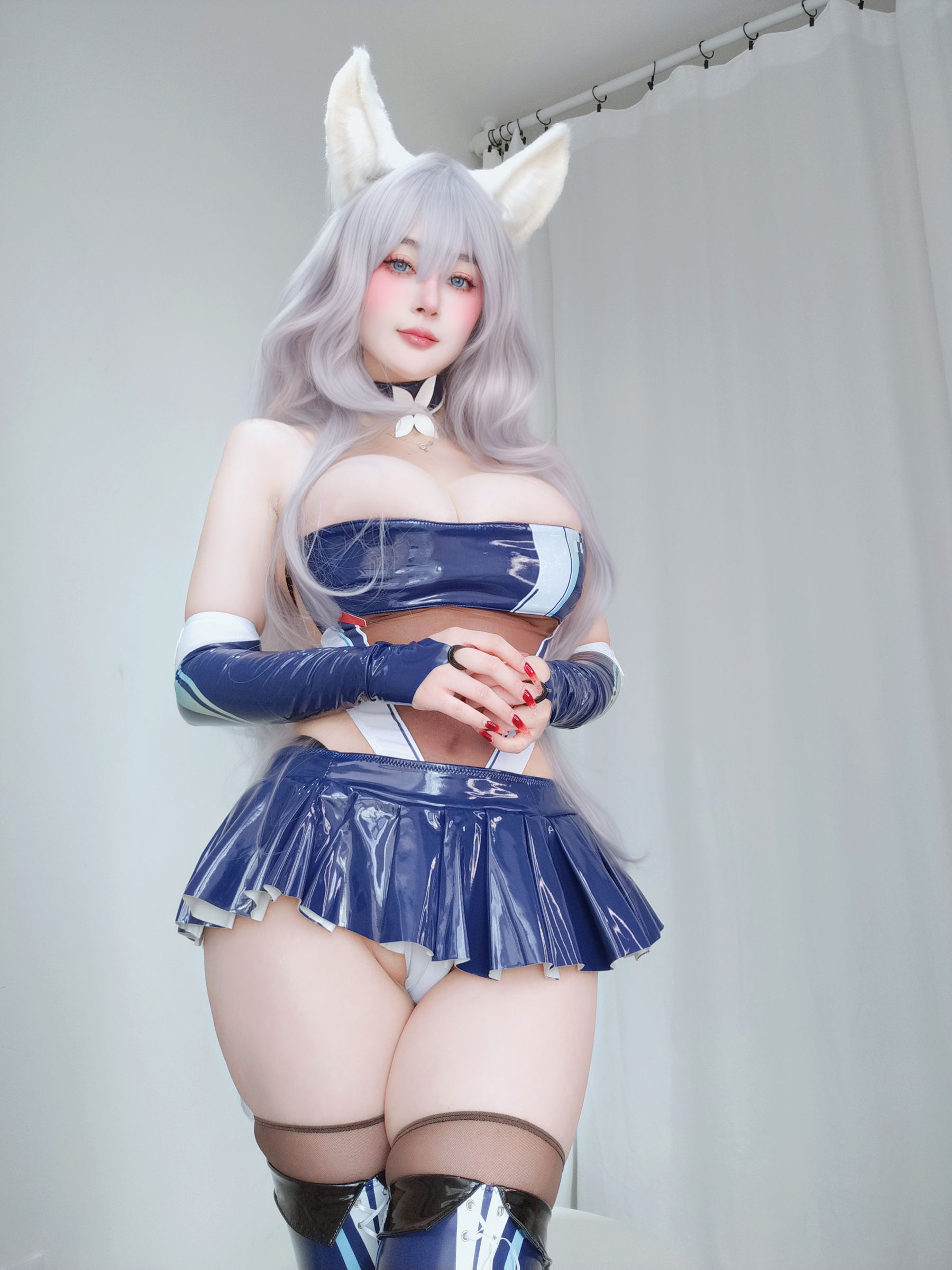 [COSPLAY] Coser小姐姐白银 – 鵗 第 16 张