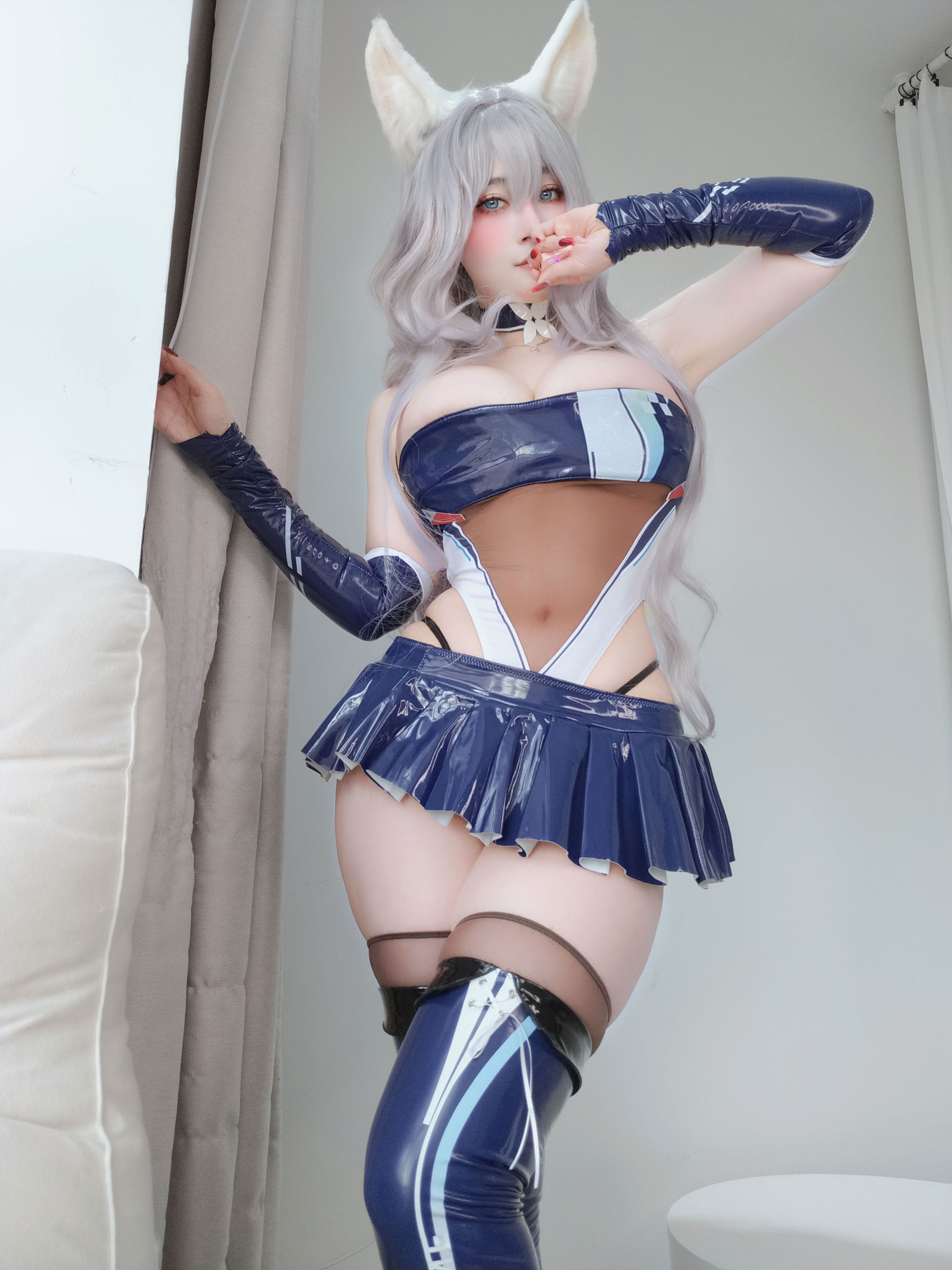 [COSPLAY] Coser小姐姐白银 – 鵗 第 9 张