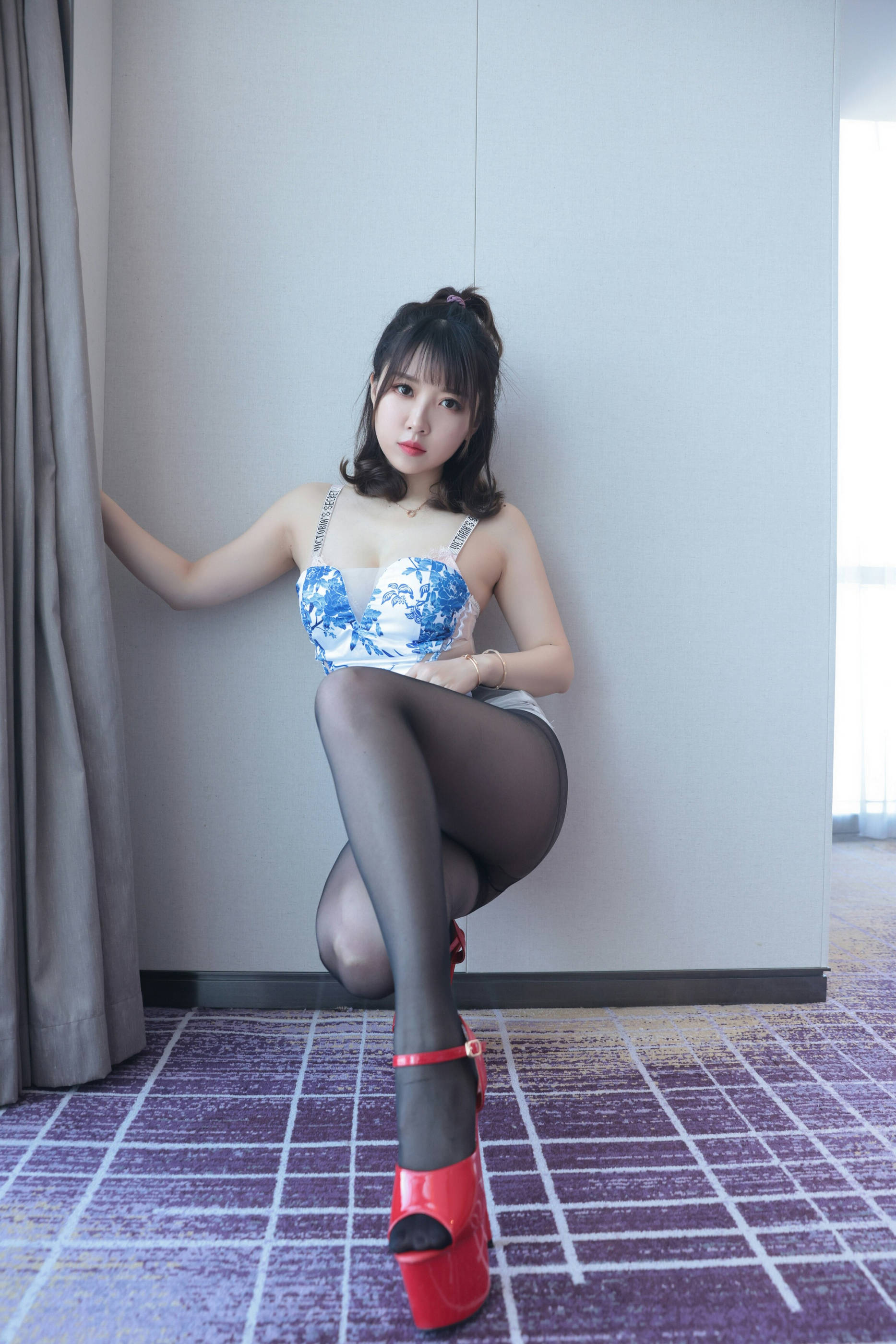 [COSPLAY]小女巫露娜 – 青花瓷旗袍 第 9 张