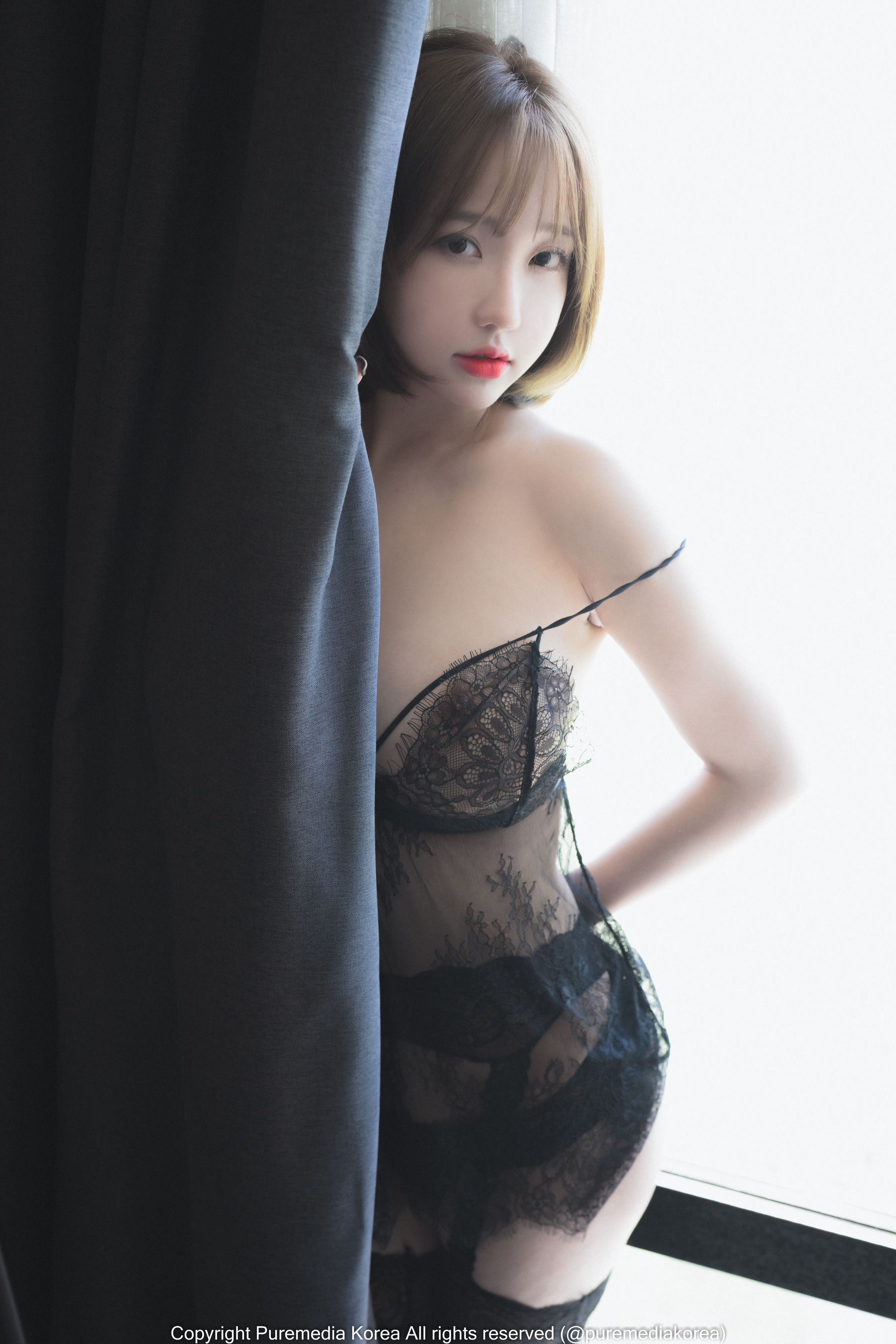 [PURE MEDIA] Yeeun 黑白薄纱 [95P] 封面