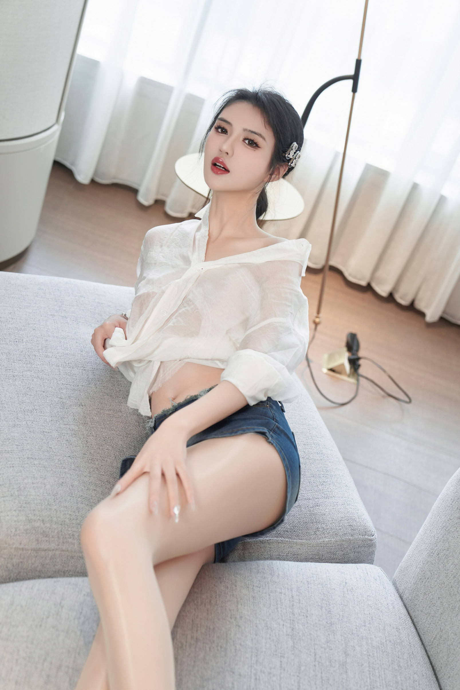 [秀人内购] 浅浅Danny 诱人私拍福利 肉丝黑森林 第 67 张