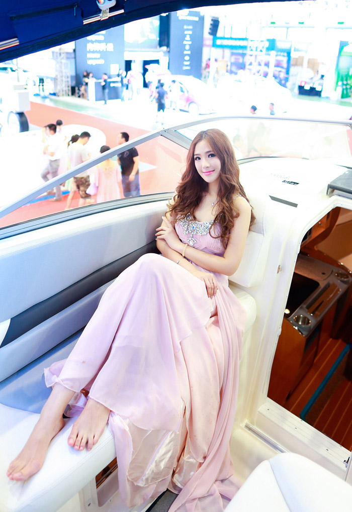 2014厦门海西车展美女模特 封面