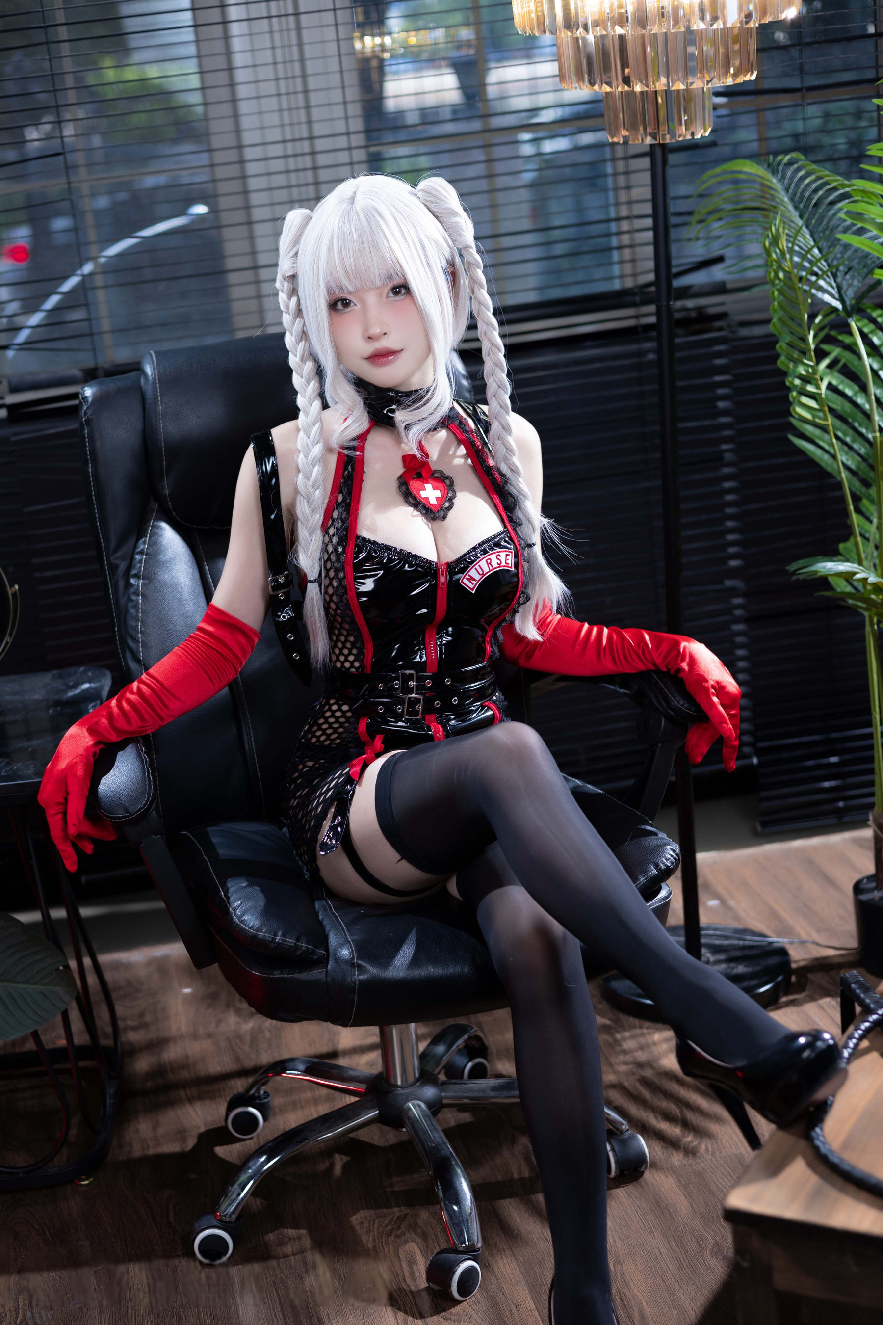 [COSPLAY] 清水由乃 白发护士 第 2 张