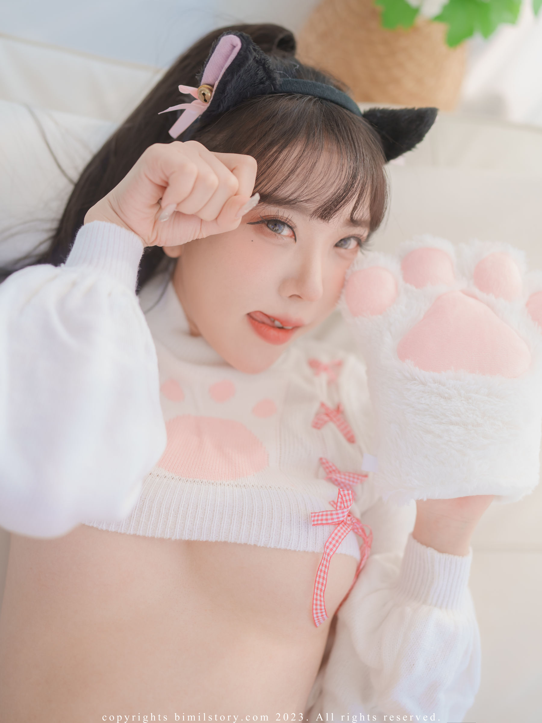 [Bimilstory] Zia – Under-Boob Cat girl [100P] 封面