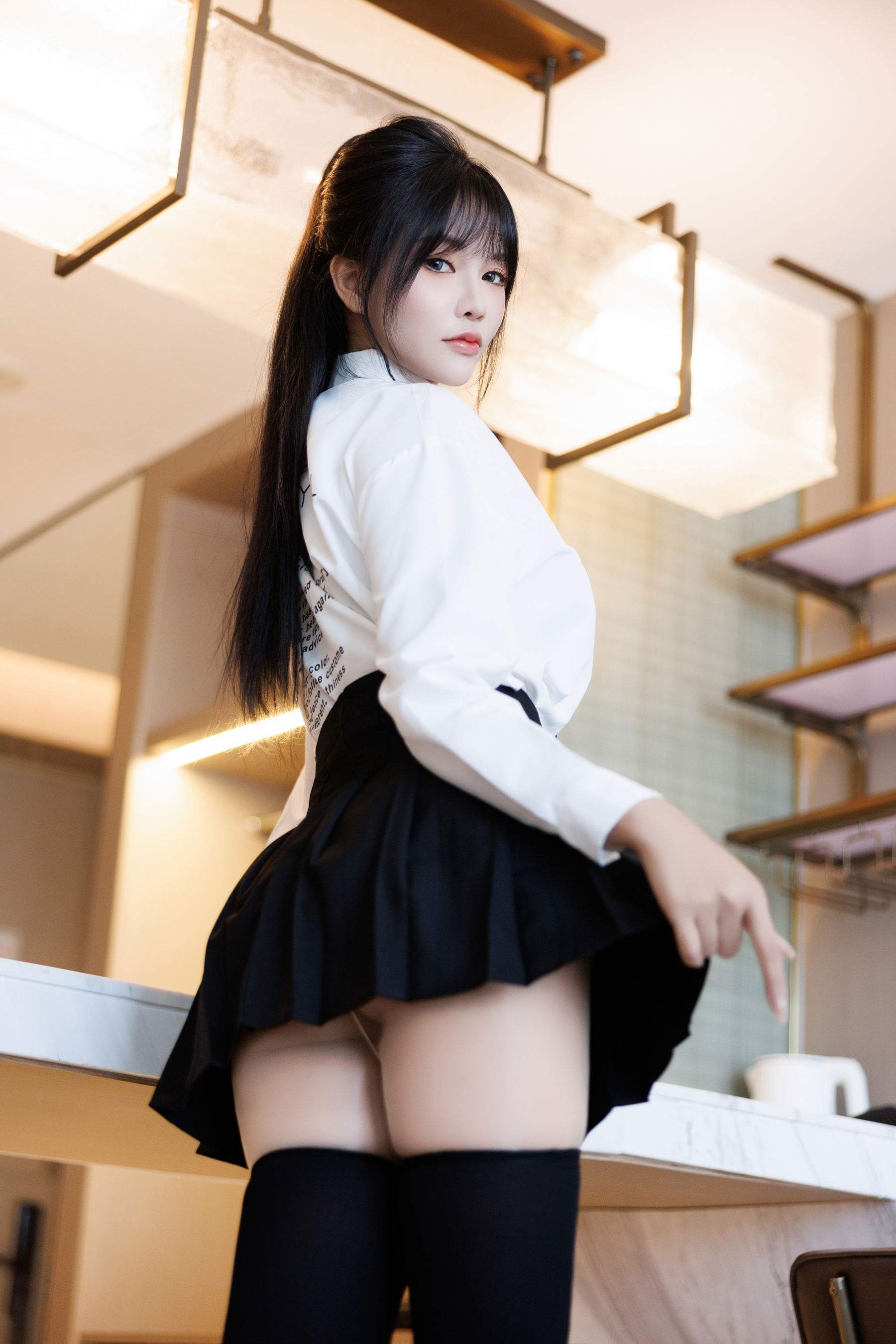 [秀人内购] 娜比 诱人私拍福利 学生装 第 132 张