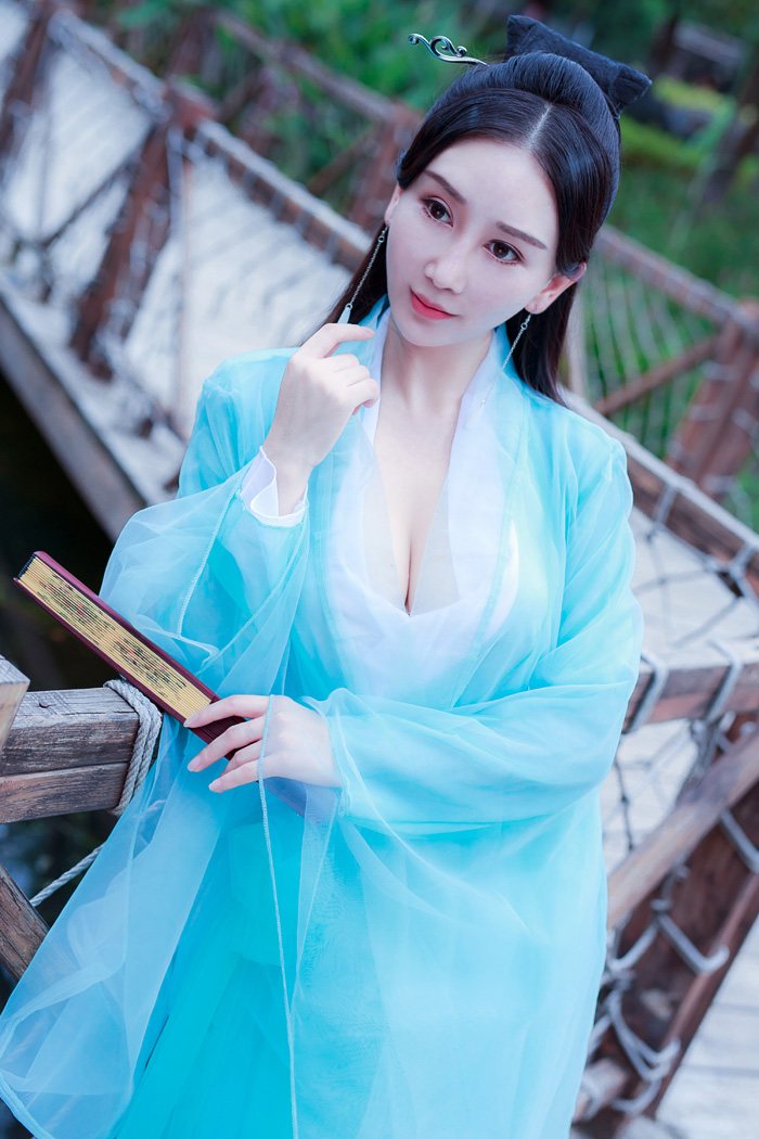 古风女王邹晶晶真空上阵乳此动人 封面