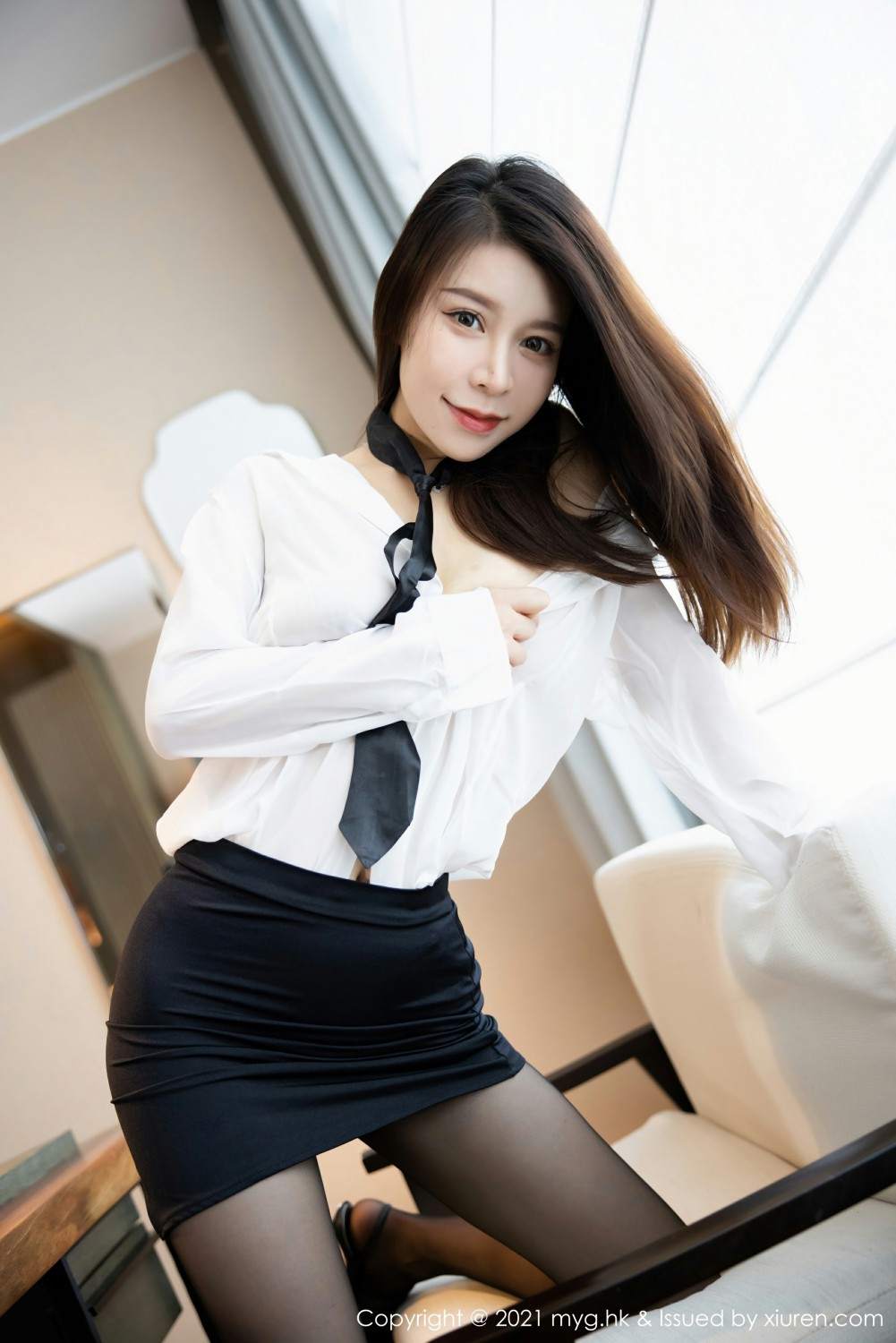 [MyGirl美媛馆] 2021.08.02 VOL.565 vetiver嘉宝贝儿 经典OL系列 [72+1P] 第 56 张