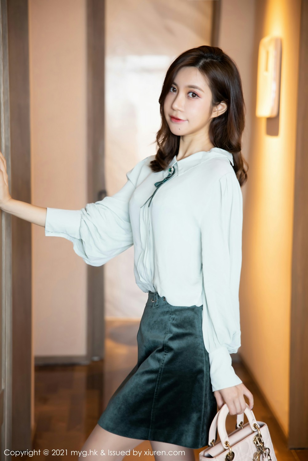 [MyGirl美媛馆] 2021.08.06 VOL.568 绮里嘉Carina 和王总谈项目主题系列 [85+1P] 第 70 张