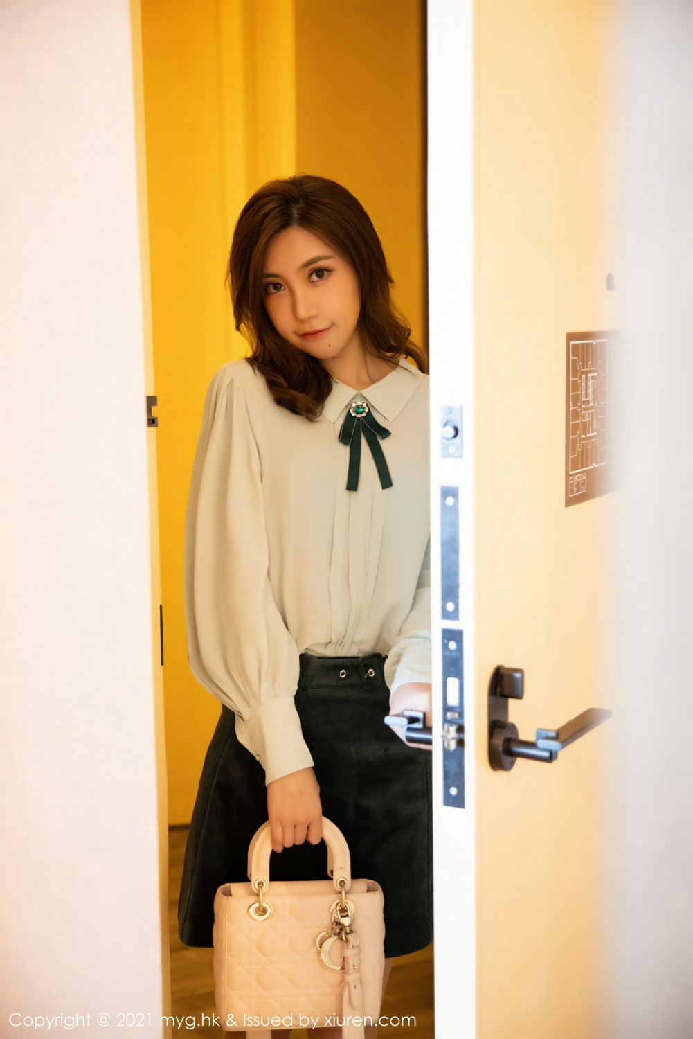 [MyGirl美媛馆] 2021.08.06 VOL.568 绮里嘉Carina 和王总谈项目主题系列 [85+1P] 第 73 张