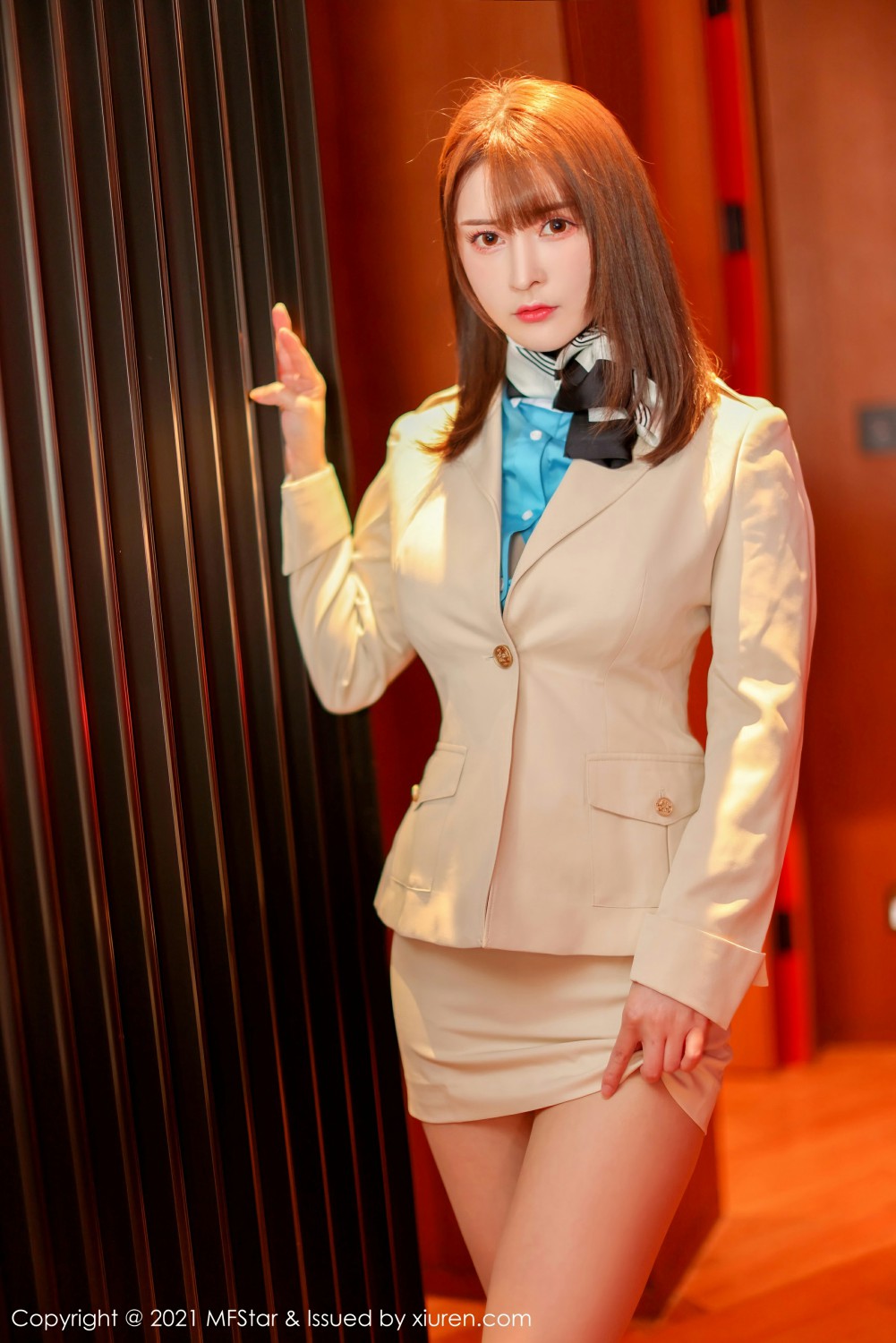 [MFStar模范学院] 2021.10.11 VOL.534 蔡文钰Abby 职业装OL系列 性感写真[50+1P] 第 42 张
