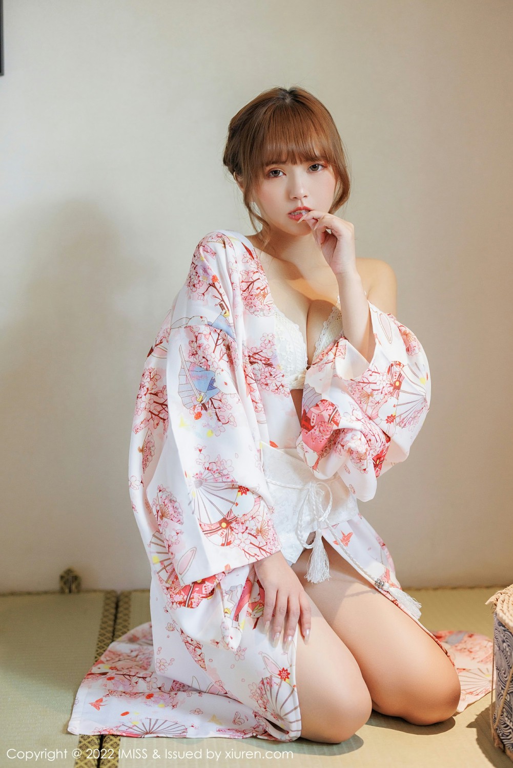 [IMISS爱蜜社] 2022.04.07 VOL.676 张思允Nice 云南心愿写真 蕾丝白色内衣[60+1P] 第 20 张